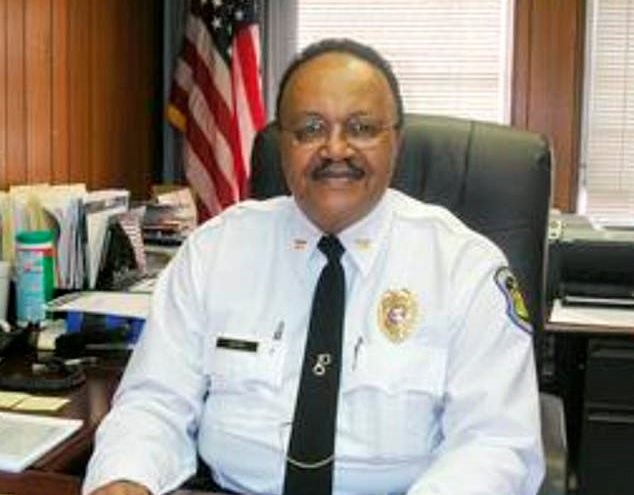 Cảnh sát trưởng bị bắn chết trong cuộc biểu tình bạo loạn ở Mỹ