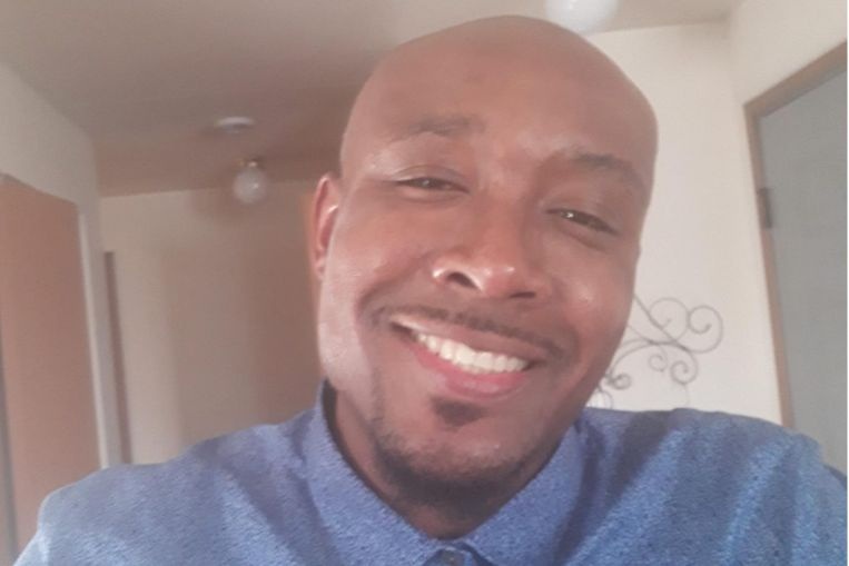 Thêm người Mỹ da màu chết sau khi bị cảnh sát khống chế “không thở được”