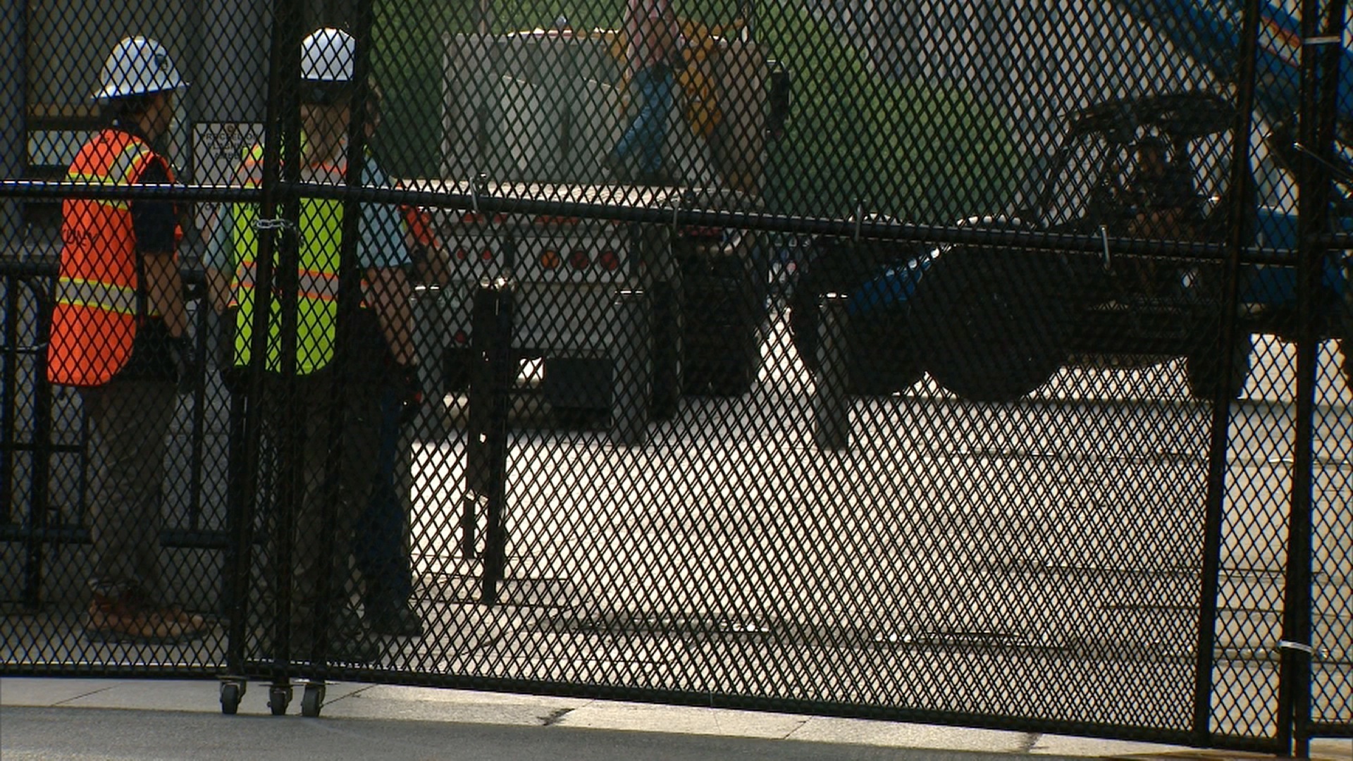 Nhà Trắng thành “pháo đài” giữa bão biểu tình