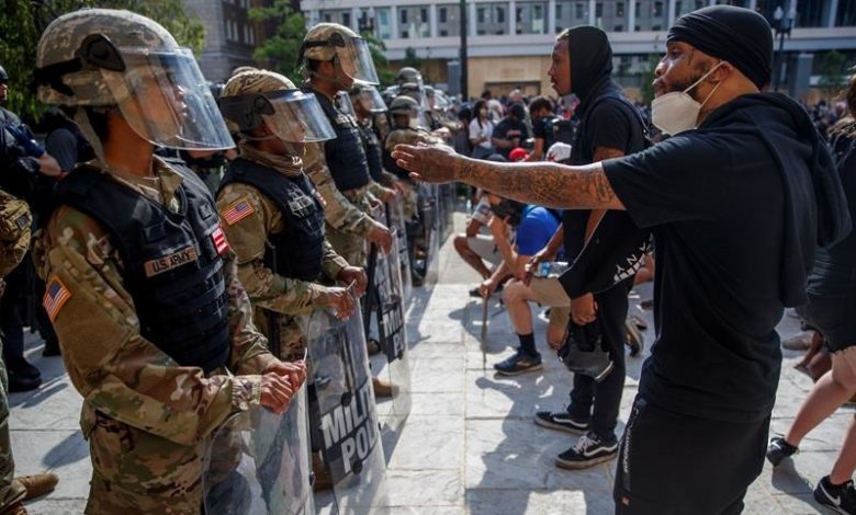 Ông Trump bất ngờ ra lệnh rút Vệ binh Quốc gia khỏi thủ đô