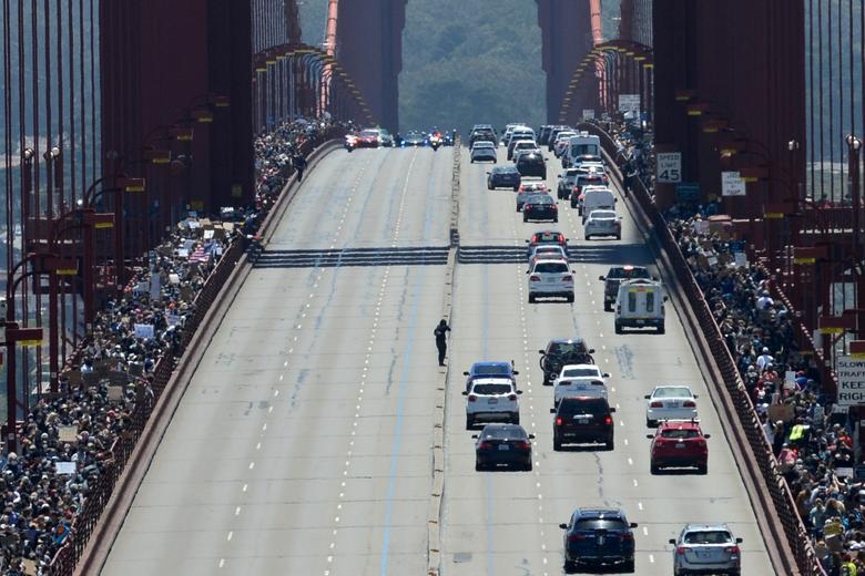 Vì sao biểu tình tại Mỹ trở nên dữ dội?