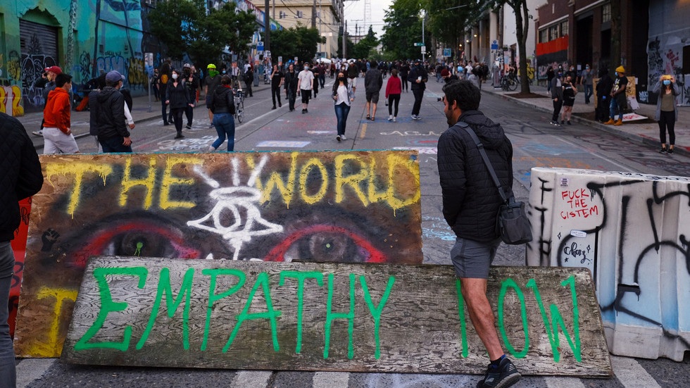 Ông Trump chỉ trích thị trưởng về “khu tự trị” giữa lòng nước Mỹ