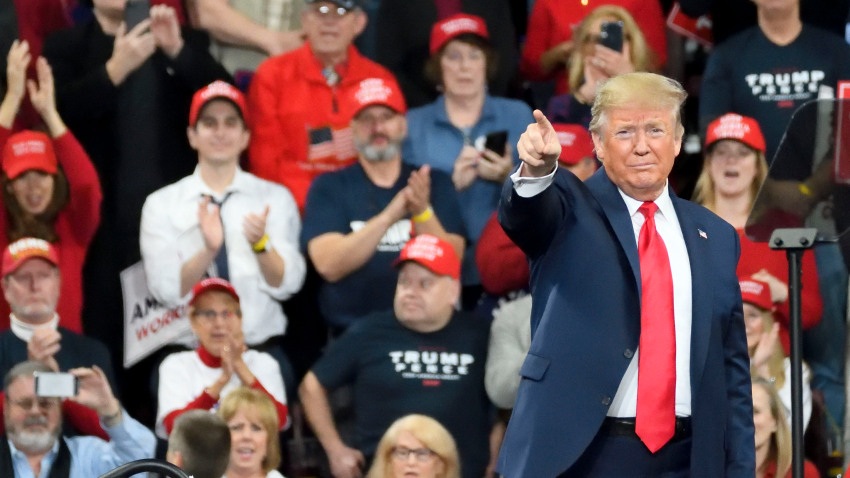 6 nhân viên vận động tranh cử của ông Trump mắc Covid-19