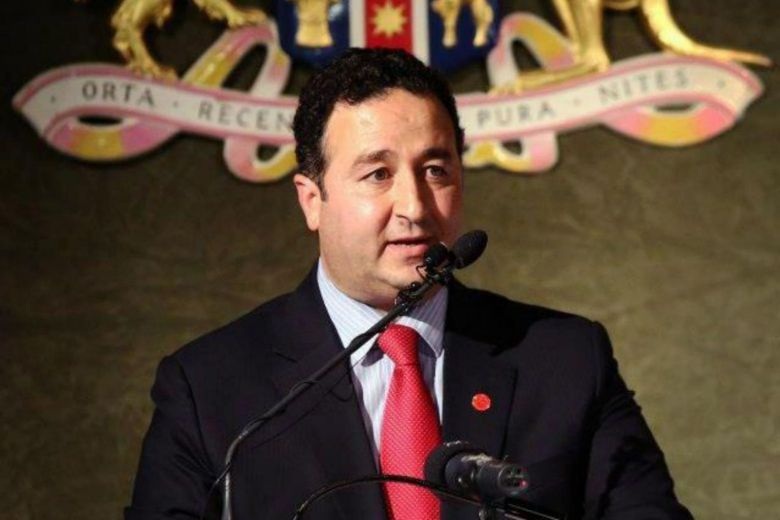 Tình báo Australia đột kích nhà nghị sĩ nghi thân Trung Quốc