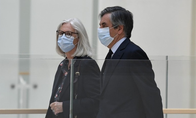 Cựu Thủ tướng Pháp bị kết án 5 năm tù