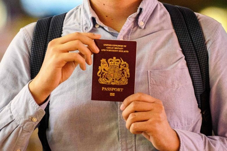 Trung Quốc cảnh báo trả đũa nếu Anh “mở cửa” đón người Hong Kong