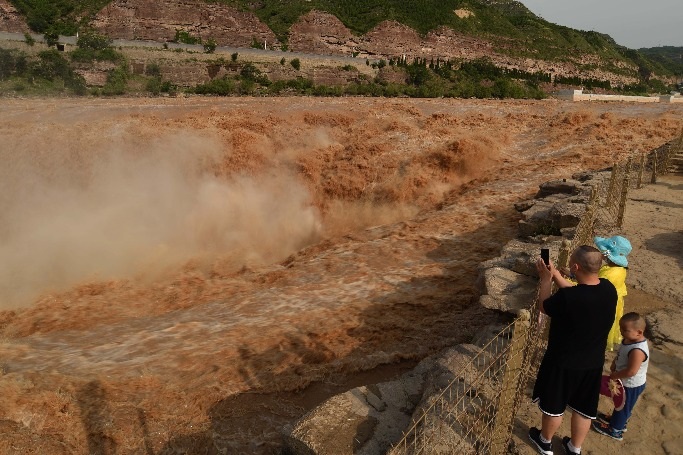 Nước lũ đổ về đập Tam Hiệp, Trung Quốc kích hoạt ứng phó khẩn cấp