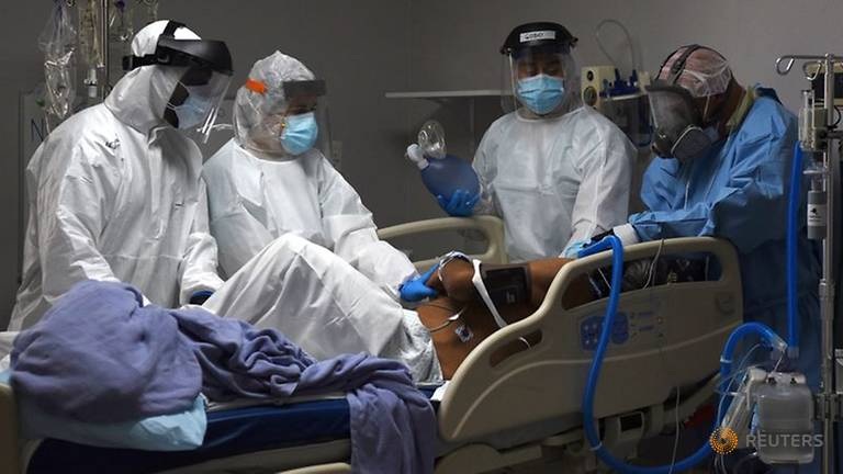 Ca mắc Covid-19 tăng kỷ lục, bang tại Mỹ áp lệnh giới nghiêm