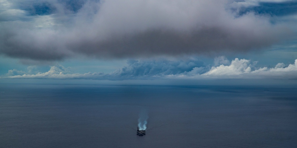 Cận cảnh tàu sân bay Mỹ tập trận ở Biển Đông