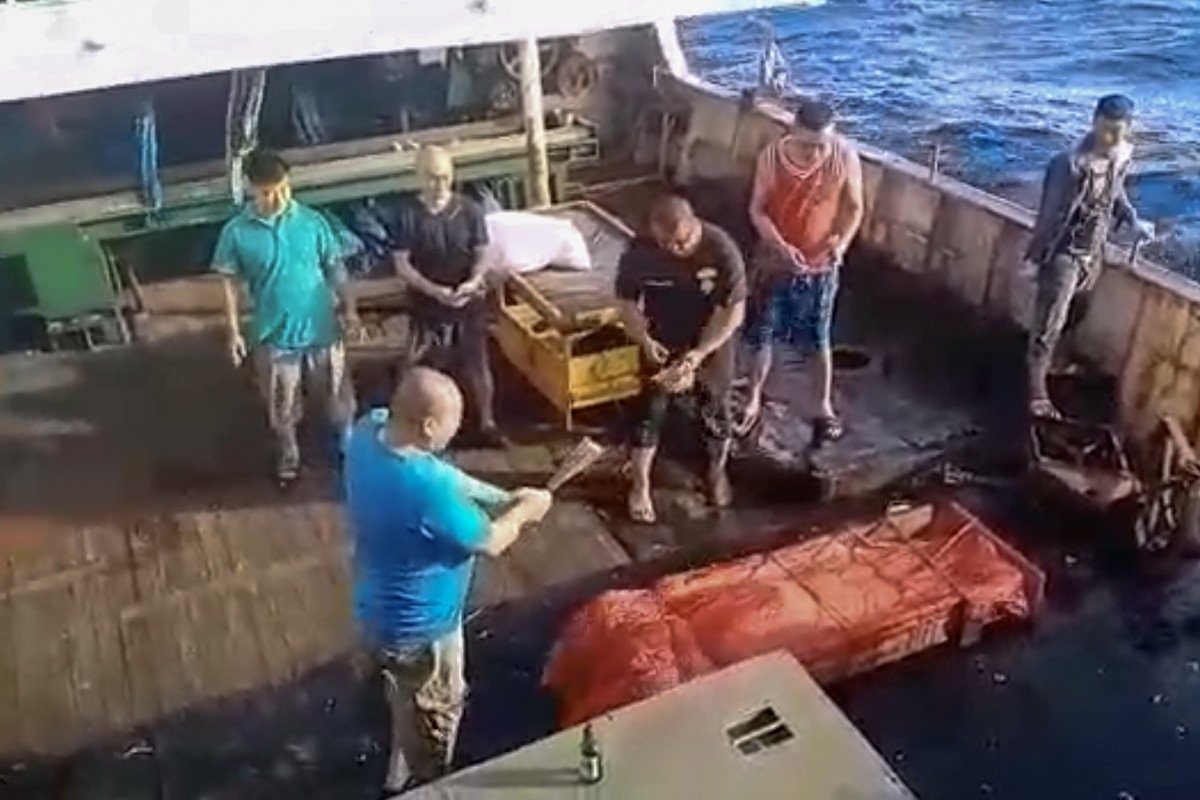 Thuyền viên Indonesia nói “bị đối xử như động vật” trên tàu cá Trung Quốc