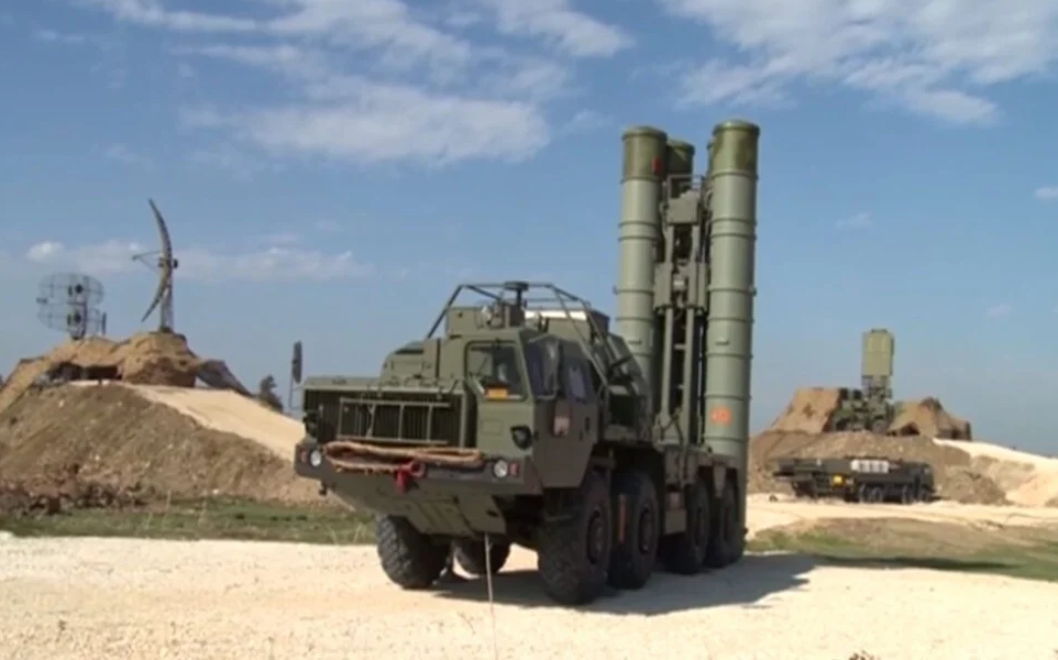 Nga, Mỹ chạy đua bán vũ khí cho Ấn Độ giữa căng thẳng với Trung Quốc