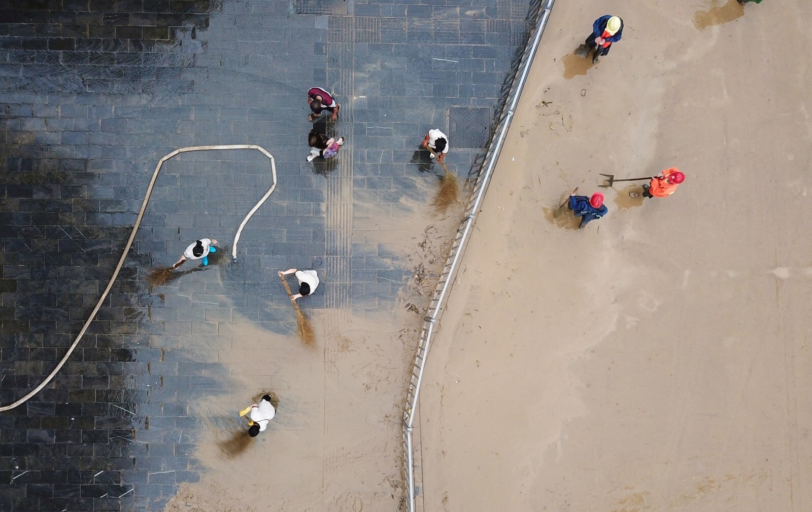 Sông dài nhất Trung Quốc “oằn mình” vì lũ lụt nghiêm trọng