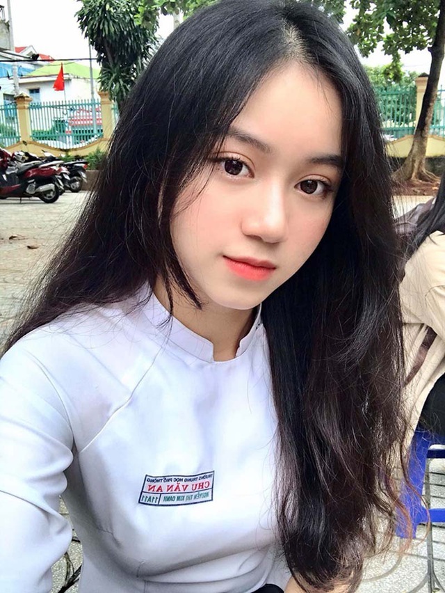 Những “thiên thần áo dài” khiến dân mạng “nguyện trao tim” (P1) - 5 Những “thiên thần áo dài” khiến dân mạng “nguyện trao tim” (P1) - 5
