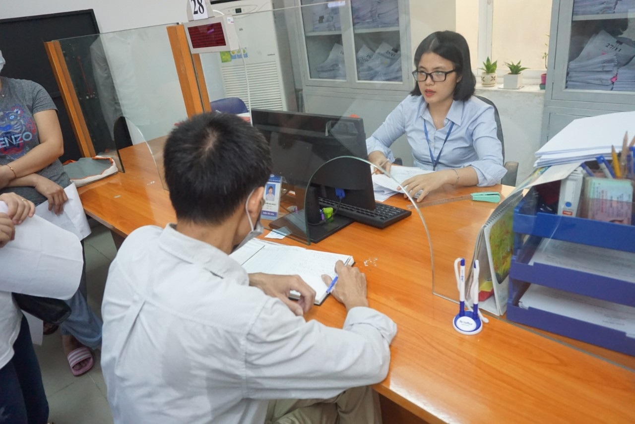 Hà Nội: Hơn 4.000 chỉ tiêu tuyển dụng trong tháng 8/2020 - 1
