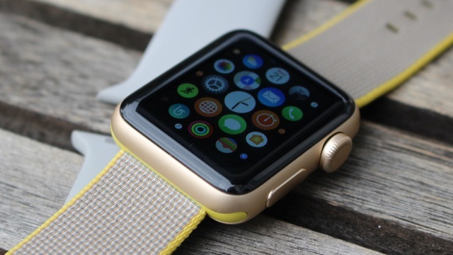 5 năm từ con số 0, Apple Watch khiến các ông lớn toát mồ hôi như thế nào? - 4 5 năm từ con số 0, Apple Watch khiến các ông lớn toát mồ hôi như thế nào? - 4