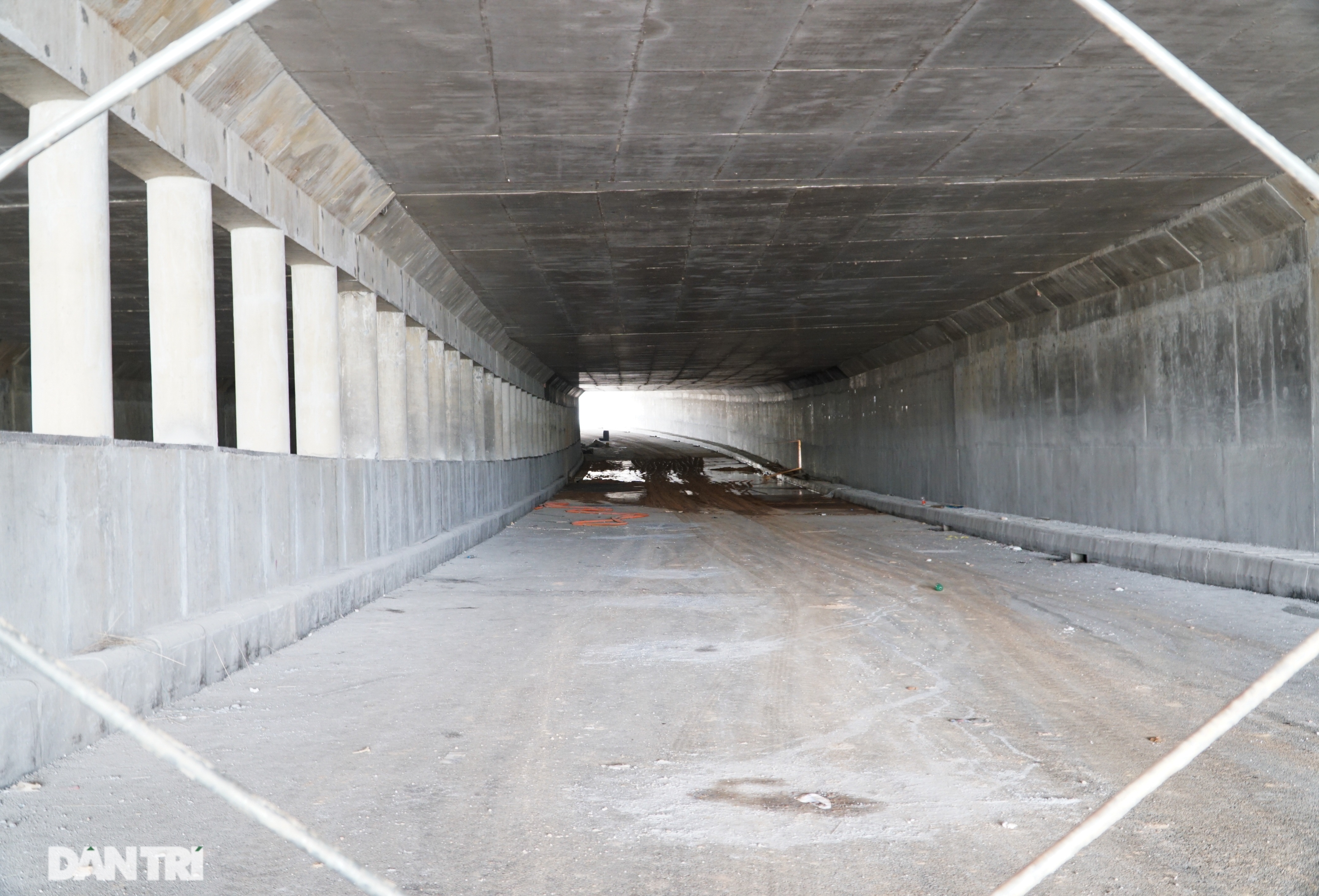 A close-up of the underground tunnel 