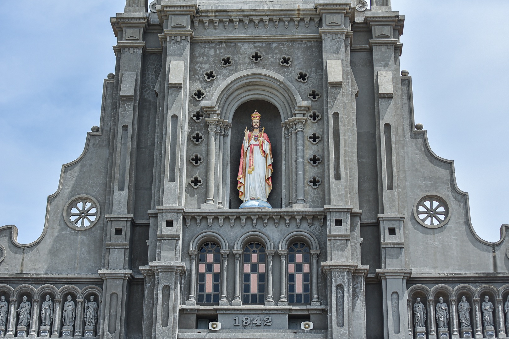 Thanh Sa Chau Temple - Nam Dinh Church is as beautiful and majestic as in Europe - 19