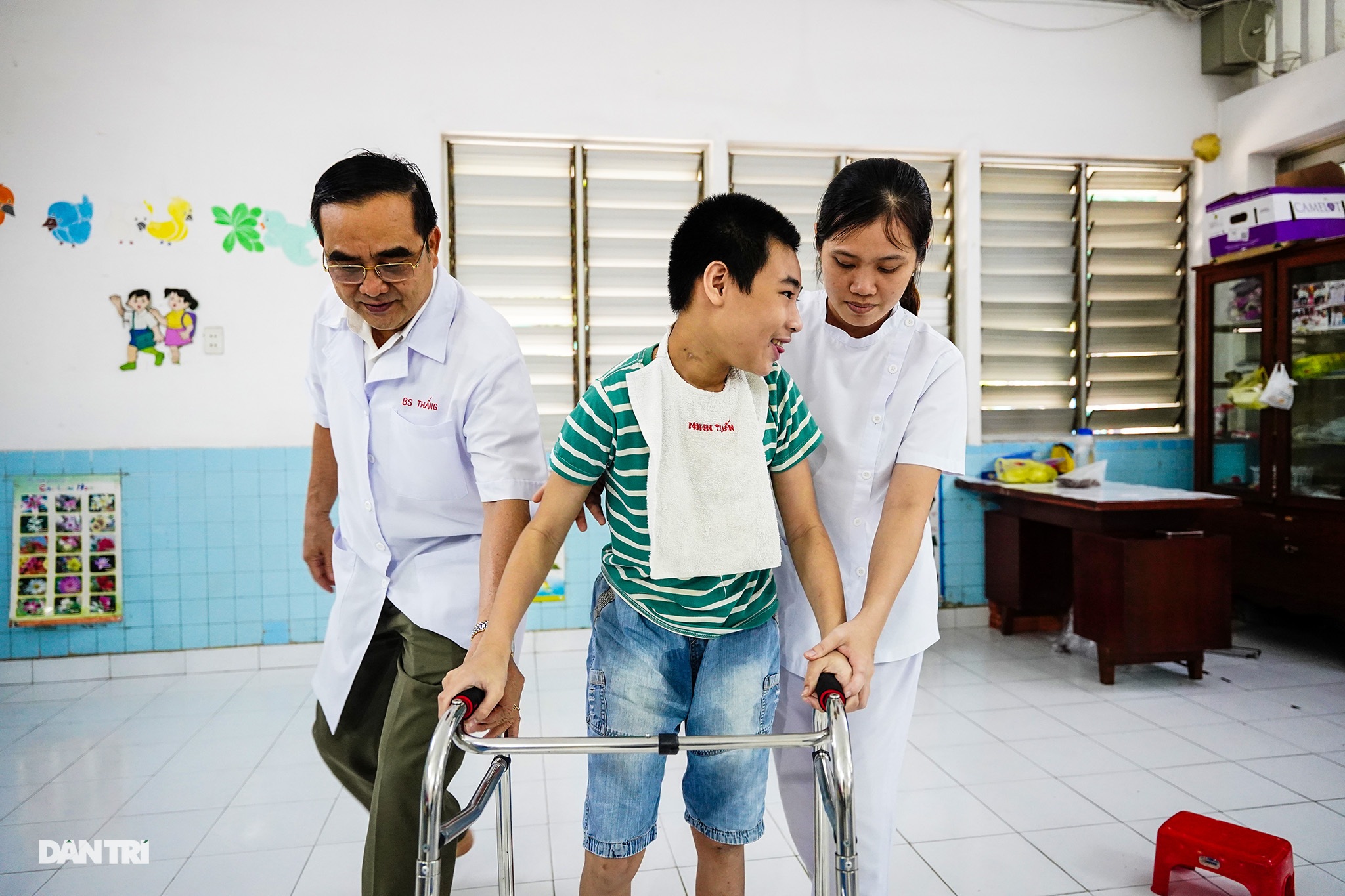 Người thầy 25 năm chăm lo trẻ khuyết tật - 21 Người thầy 25 năm chăm lo trẻ khuyết tật - 21