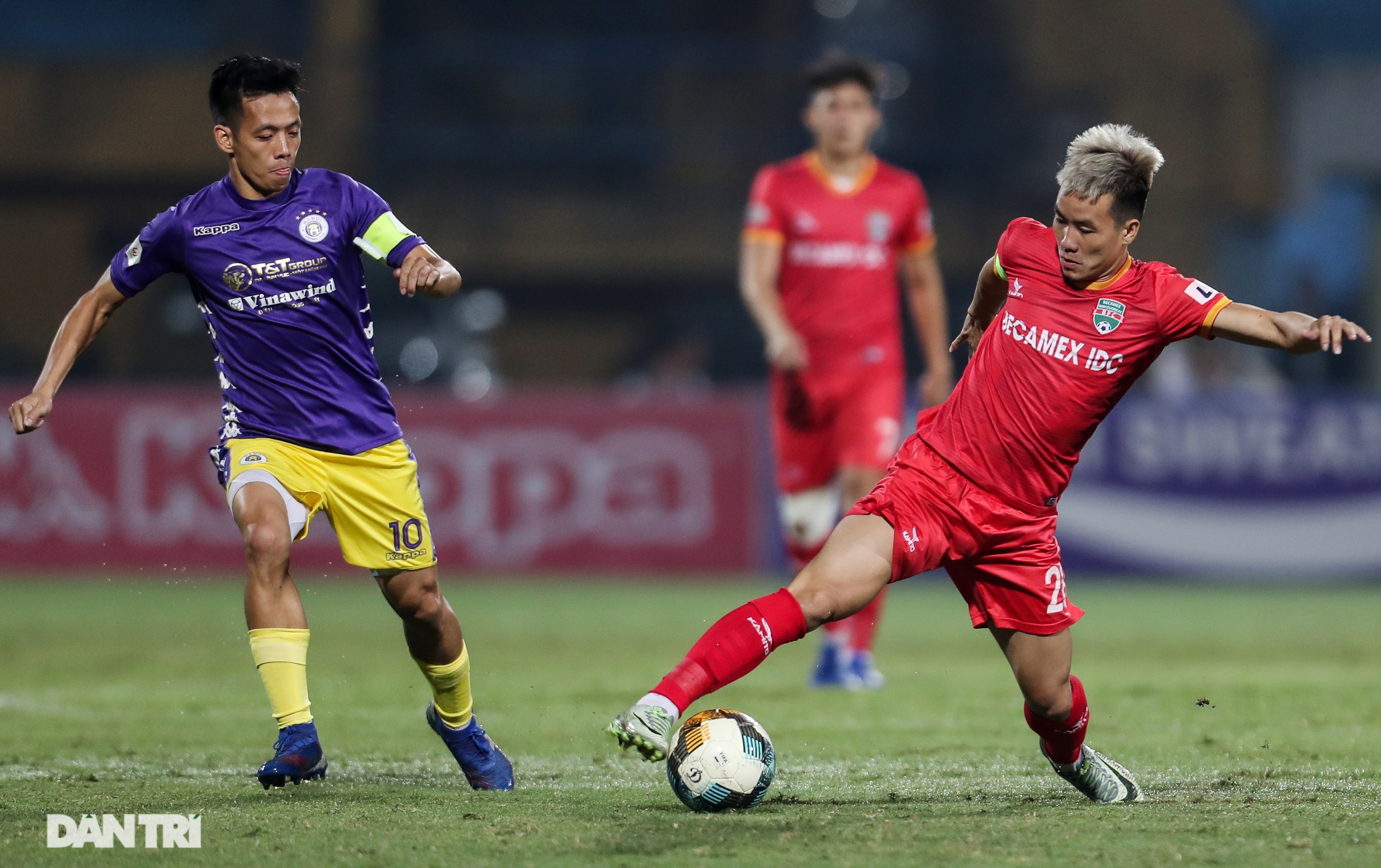 Lập công ở phút 90, Quang Hải đưa CLB Hà Nội lên ngôi đầu V-League - 1 Lập công ở phút 90, Quang Hải đưa CLB Hà Nội lên ngôi đầu V-League - 1