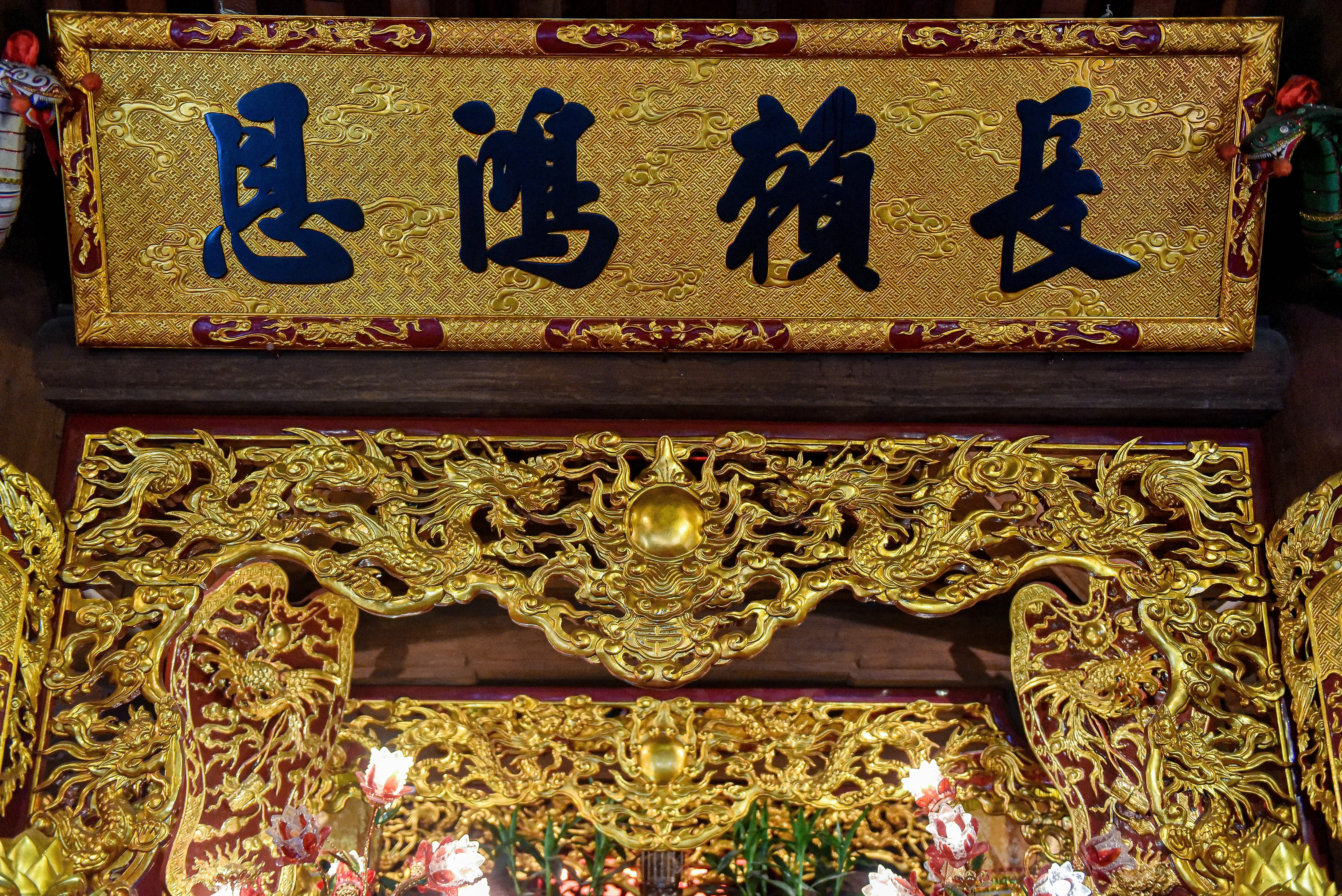 Bí ẩn về ngôi đền thờ thần chó giữa trung tâm Hà Nội - 5 Bí ẩn về ngôi đền thờ thần chó giữa trung tâm Hà Nội - 5