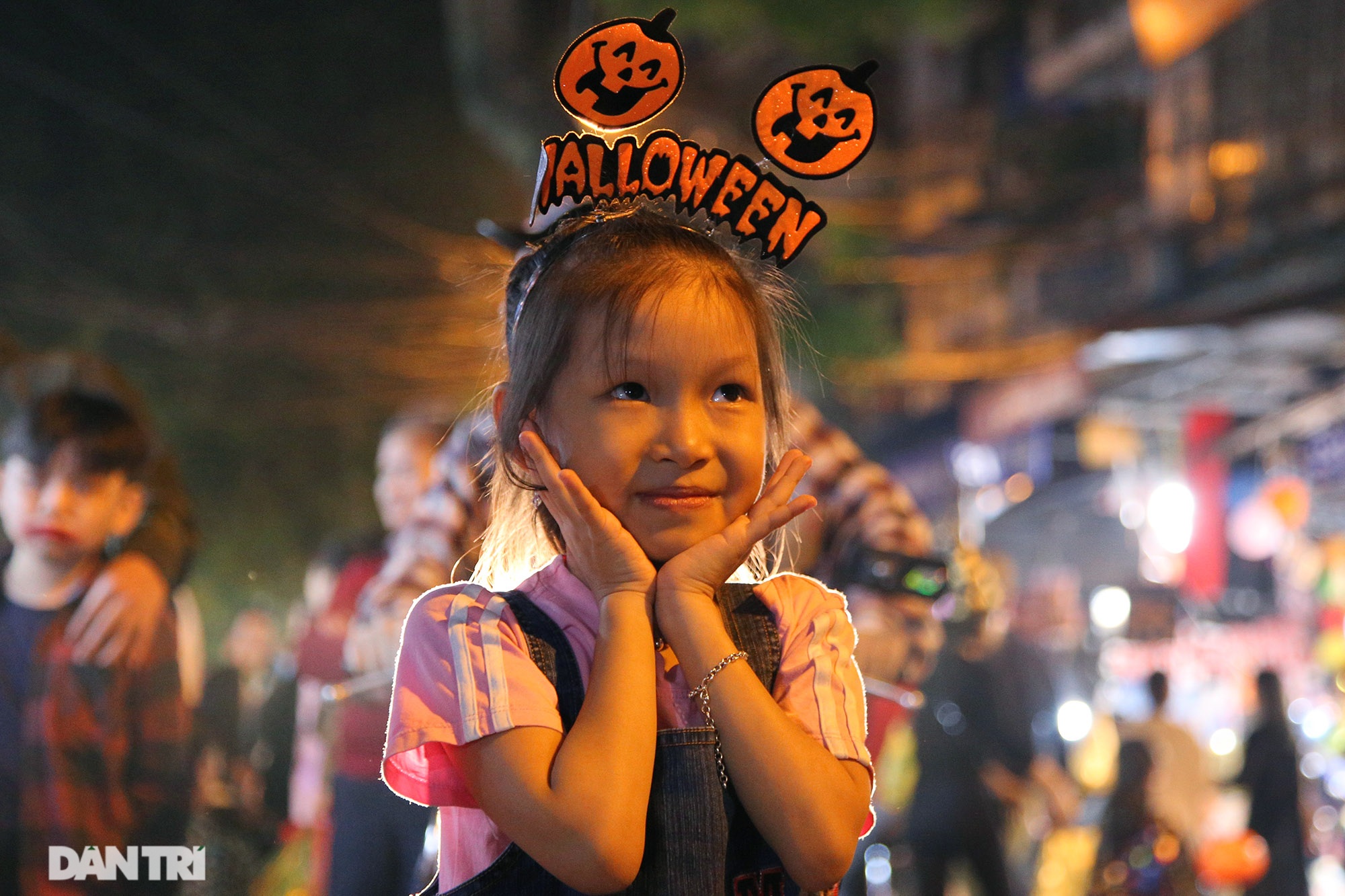 Đêm Halloween tại Hà Nội - 9 Đêm Halloween tại Hà Nội - 9