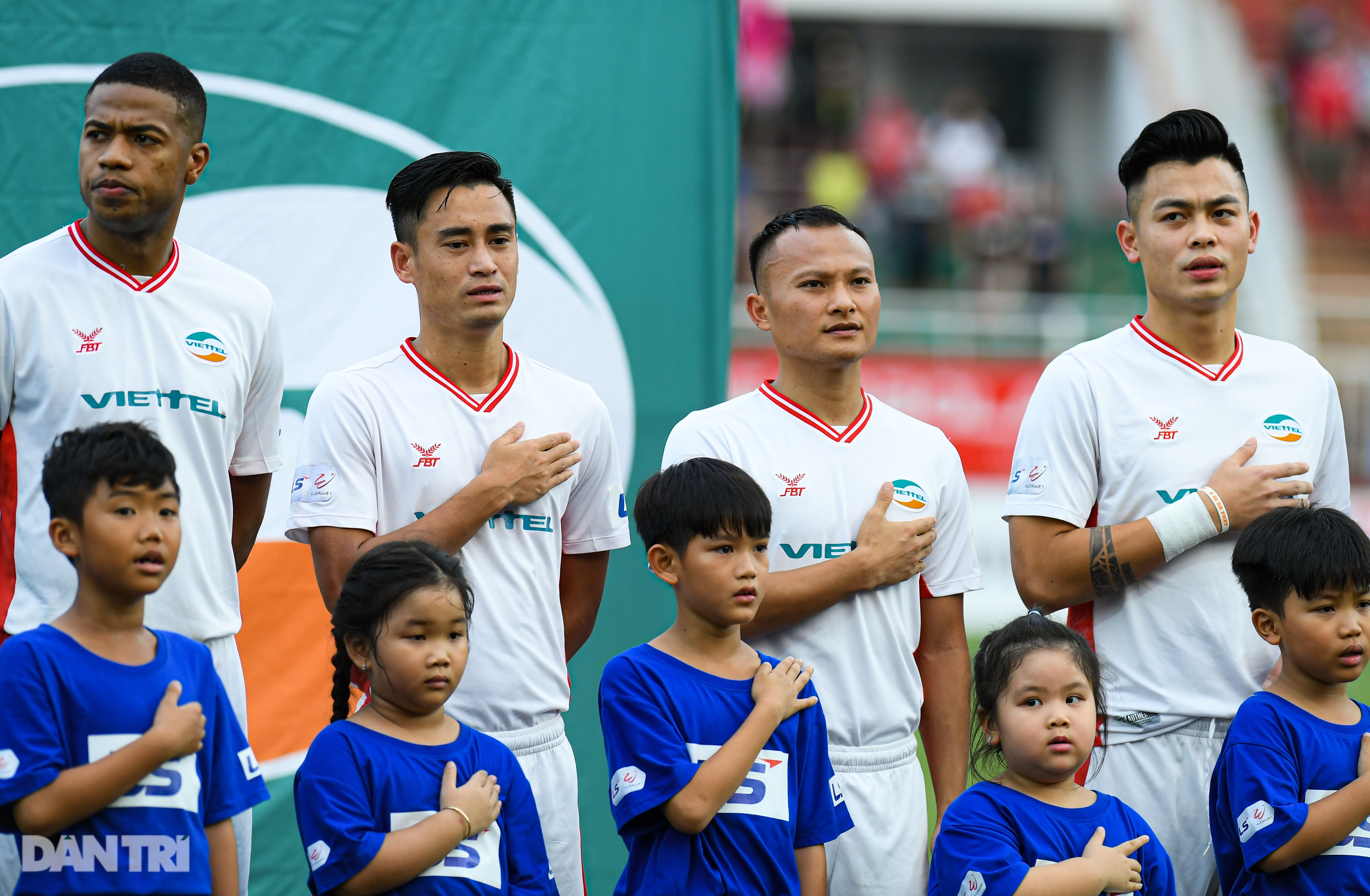 Viettel vô địch V-League 2020: Bản lĩnh và niềm tự hào truyền thống - 1 Viettel vô địch V-League 2020: Bản lĩnh và niềm tự hào truyền thống - 1