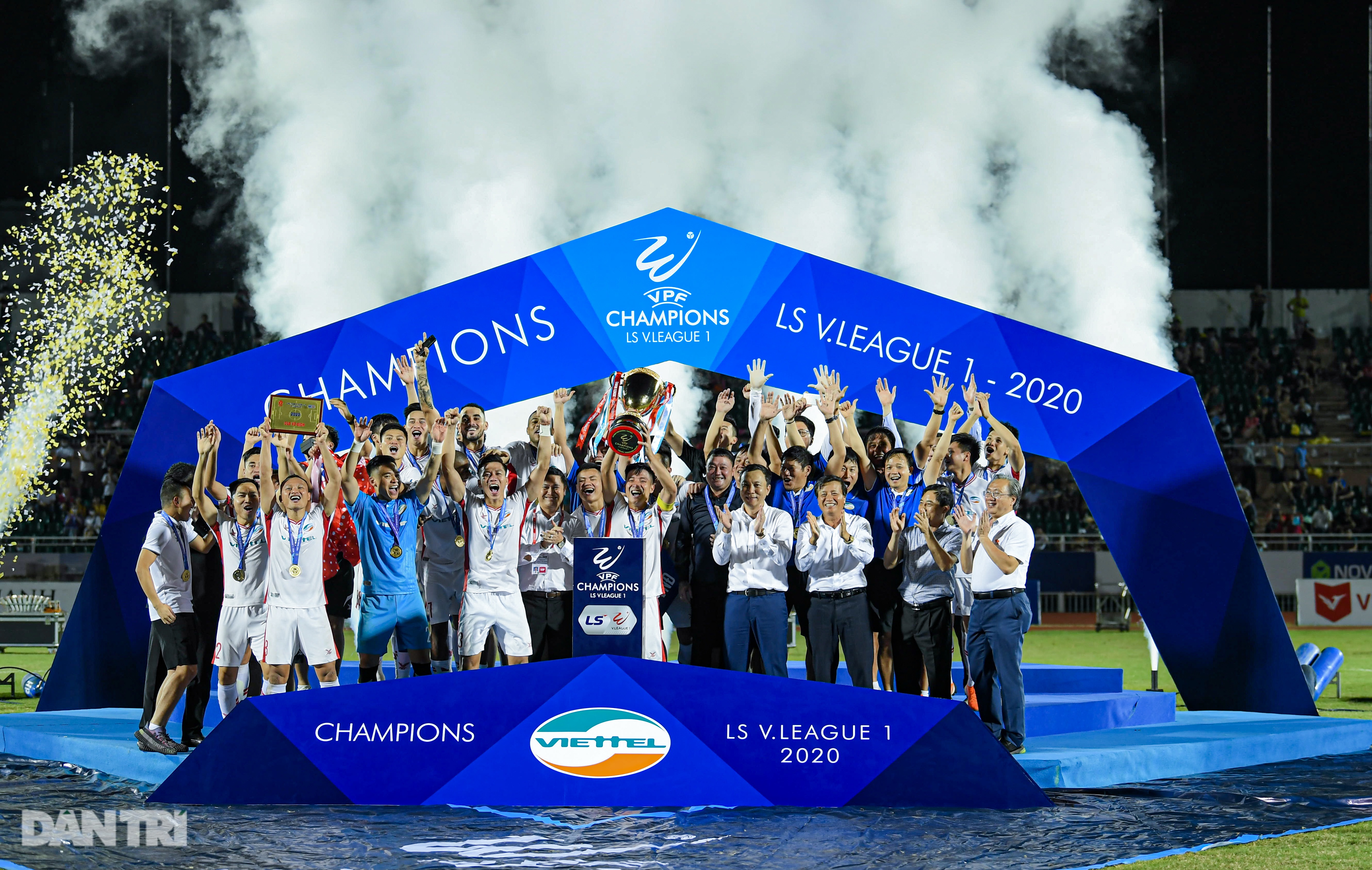 Viettel vô địch V-League 2020: Bản lĩnh và niềm tự hào truyền thống - 18 Viettel vô địch V-League 2020: Bản lĩnh và niềm tự hào truyền thống - 18