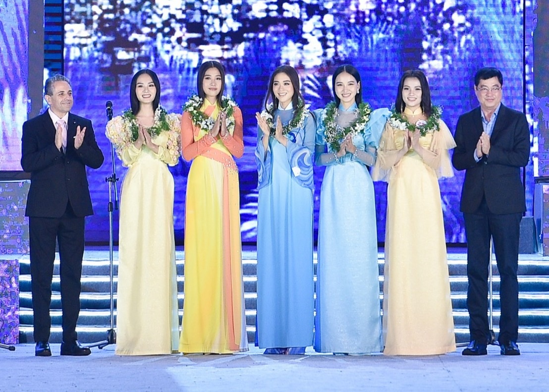 Lộ diện Top 5 Người đẹp Biển Hoa hậu Việt Nam 2020 - 7