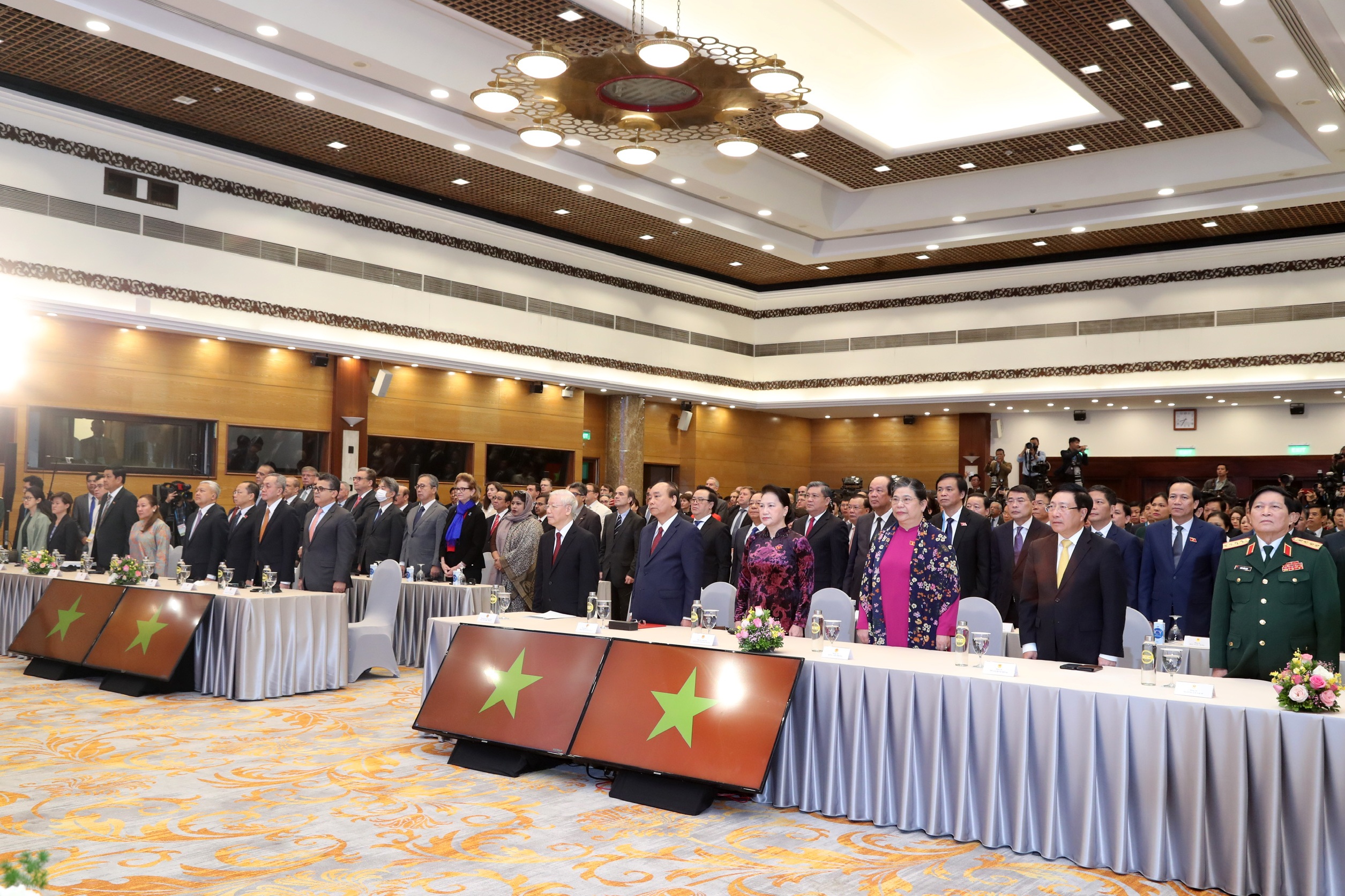 Hội nghị Cấp cao ASEAN lần thứ 37 thành công tốt đẹp - 1 Hội nghị Cấp cao ASEAN lần thứ 37 thành công tốt đẹp - 1