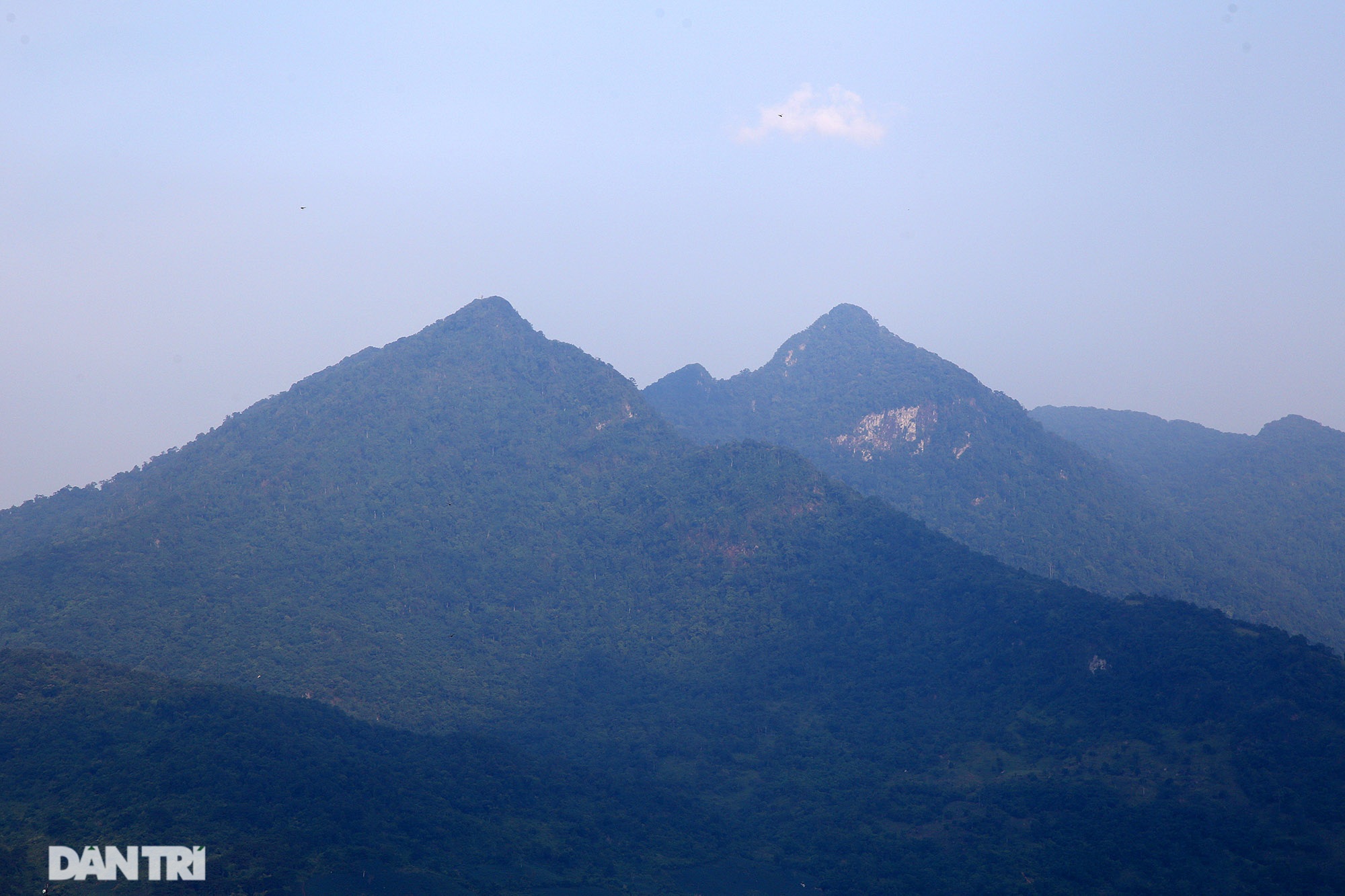 Núi thiêng gần Hà Nội đẹp mê mải nhìn từ muôn phương tám hướng - 10