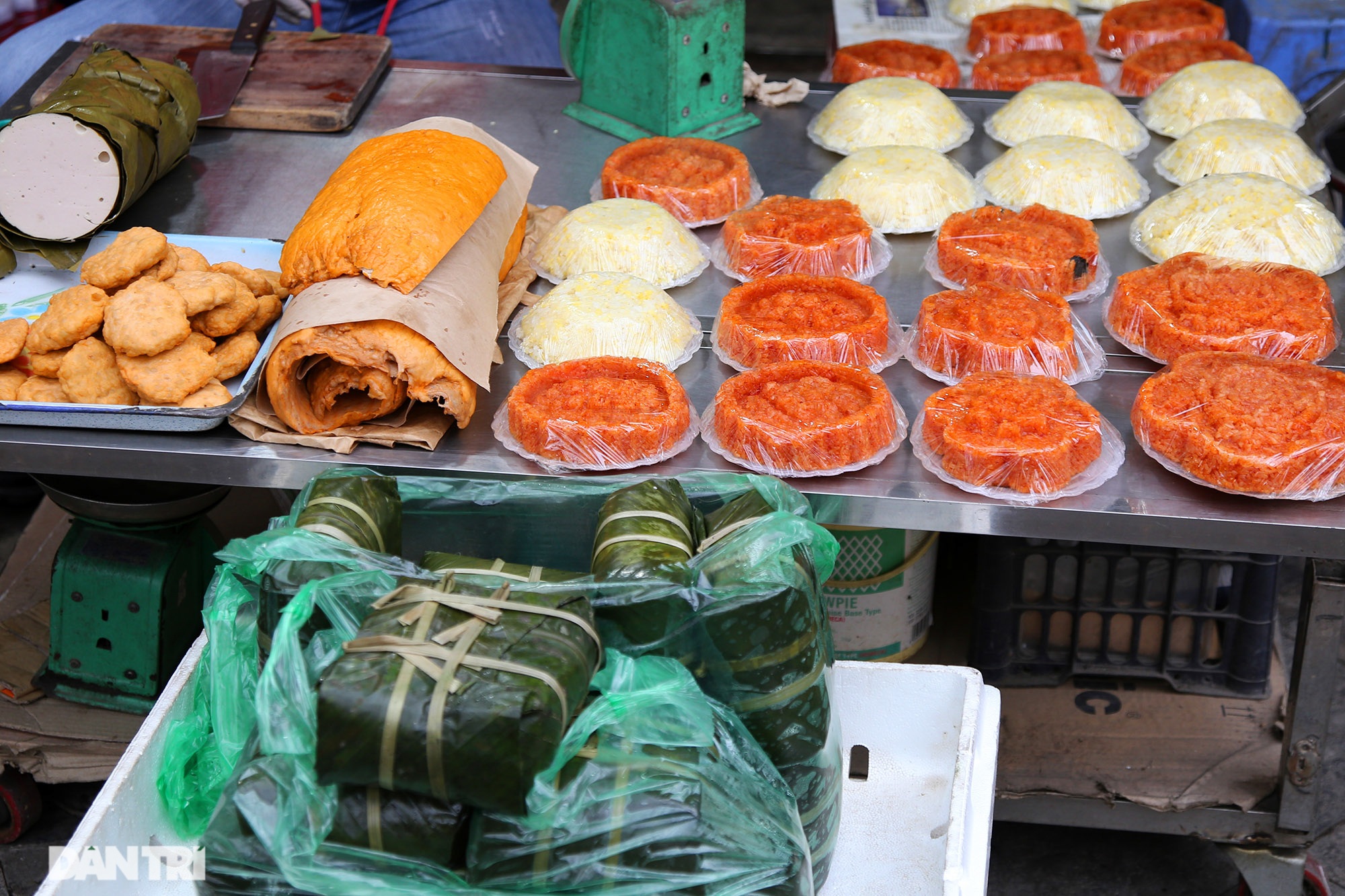 Chợ phố cổ sôi động trong ngày rằm cuối cùng năm Canh Tý - 4