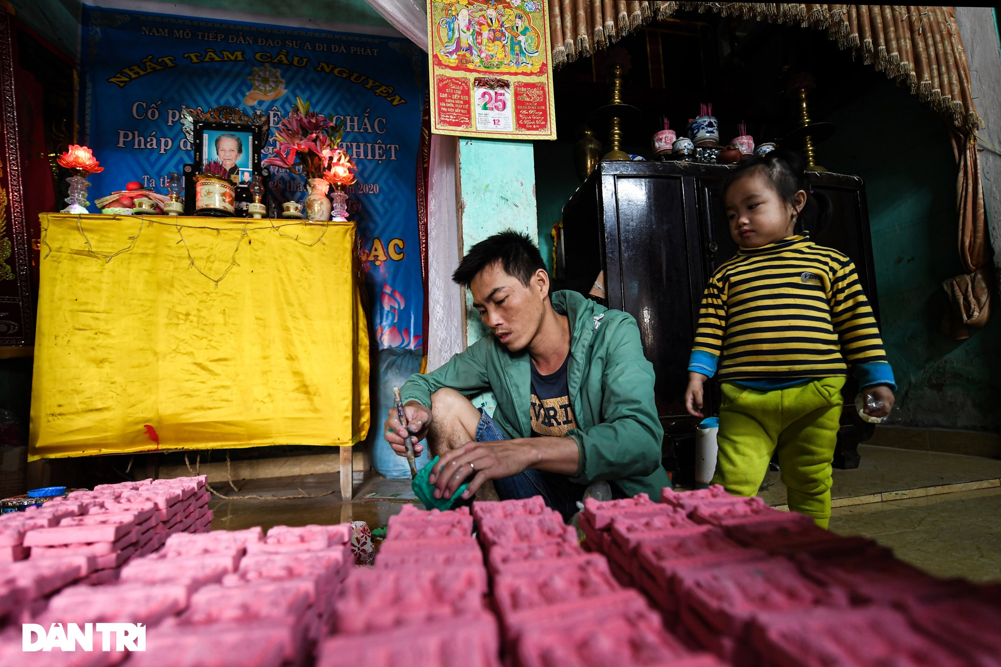 The village for casting the statue of Mr. Cong Ong Tao is unique in Hue - 8