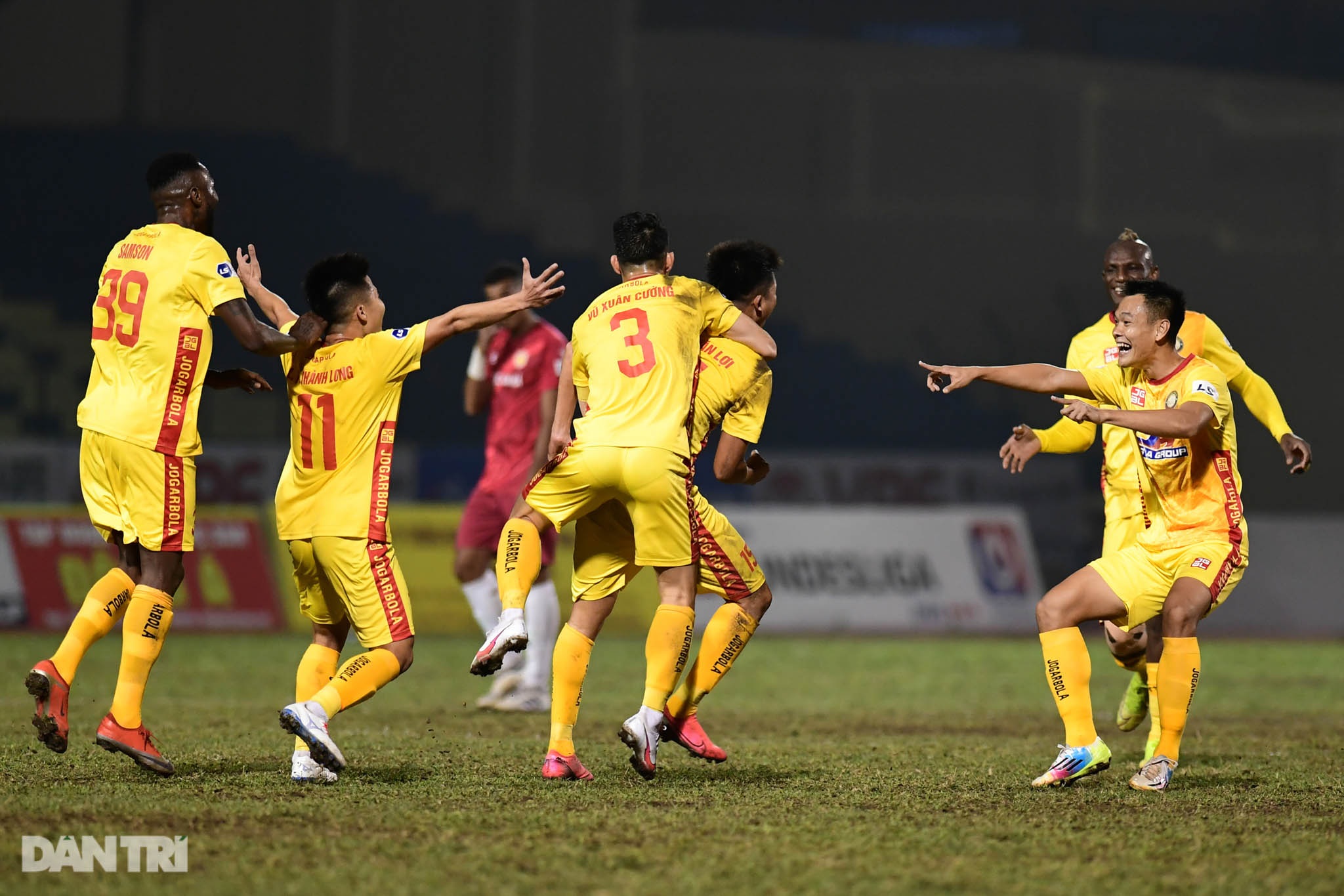 Những khoảnh khắc CLB Thanh Hóa thắng đậm Nam Định ở trận cầu đặc biệt