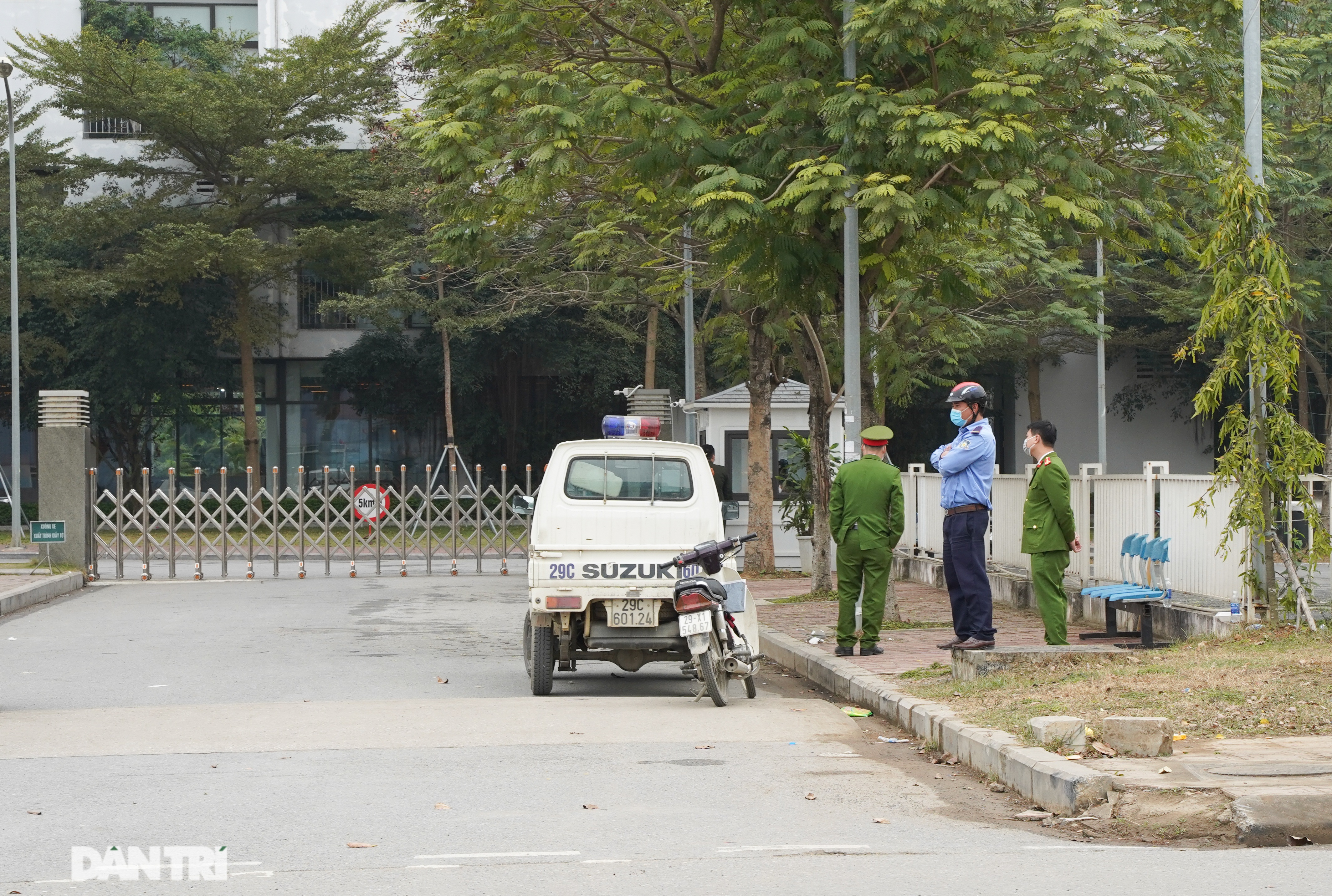 Sinh viên Đại học FPT tự giác đến trường cách ly sau khi có ca Covid-19 - 6 Sinh viên Đại học FPT tự giác đến trường cách ly sau khi có ca Covid-19 - 6