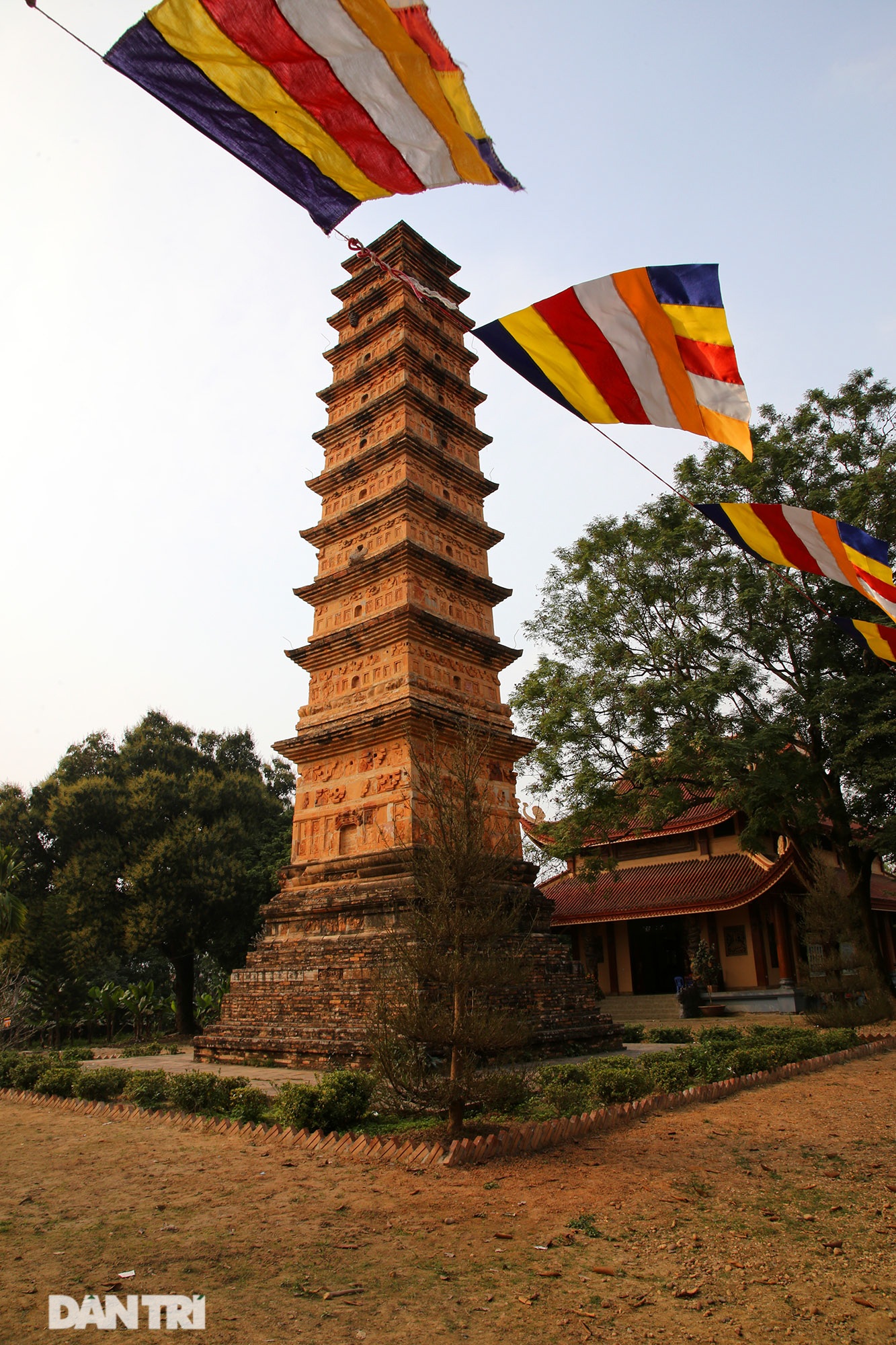Tháp đất nung cao nhất Việt Nam thời Trần còn lại đến ngày nay - 7