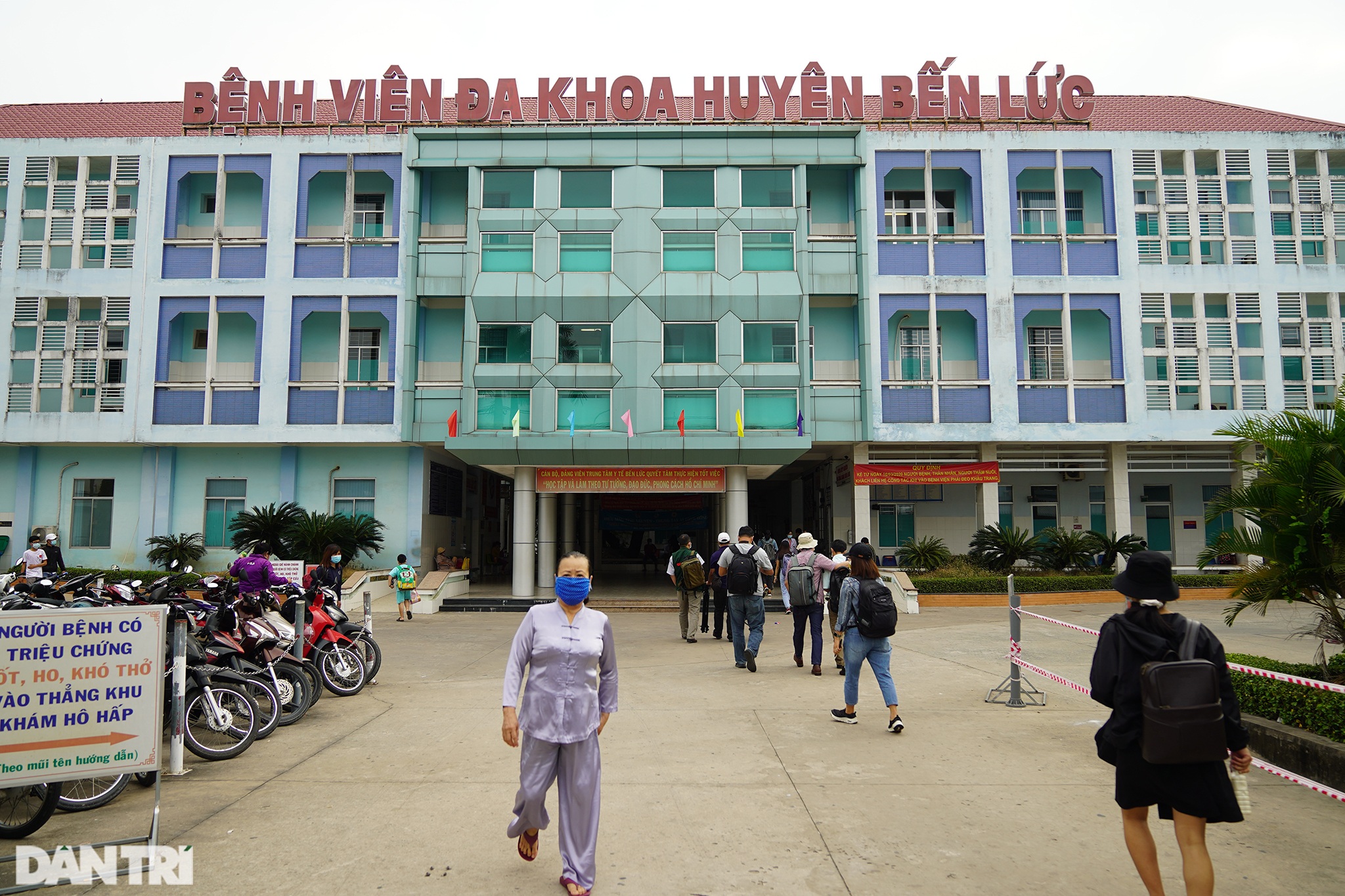 Tình nguyện viên: Không ra tuyến đầu thì góp công thử nghiệm vắc xin - 1 Tình nguyện viên: Không ra tuyến đầu thì góp công thử nghiệm vắc xin - 1