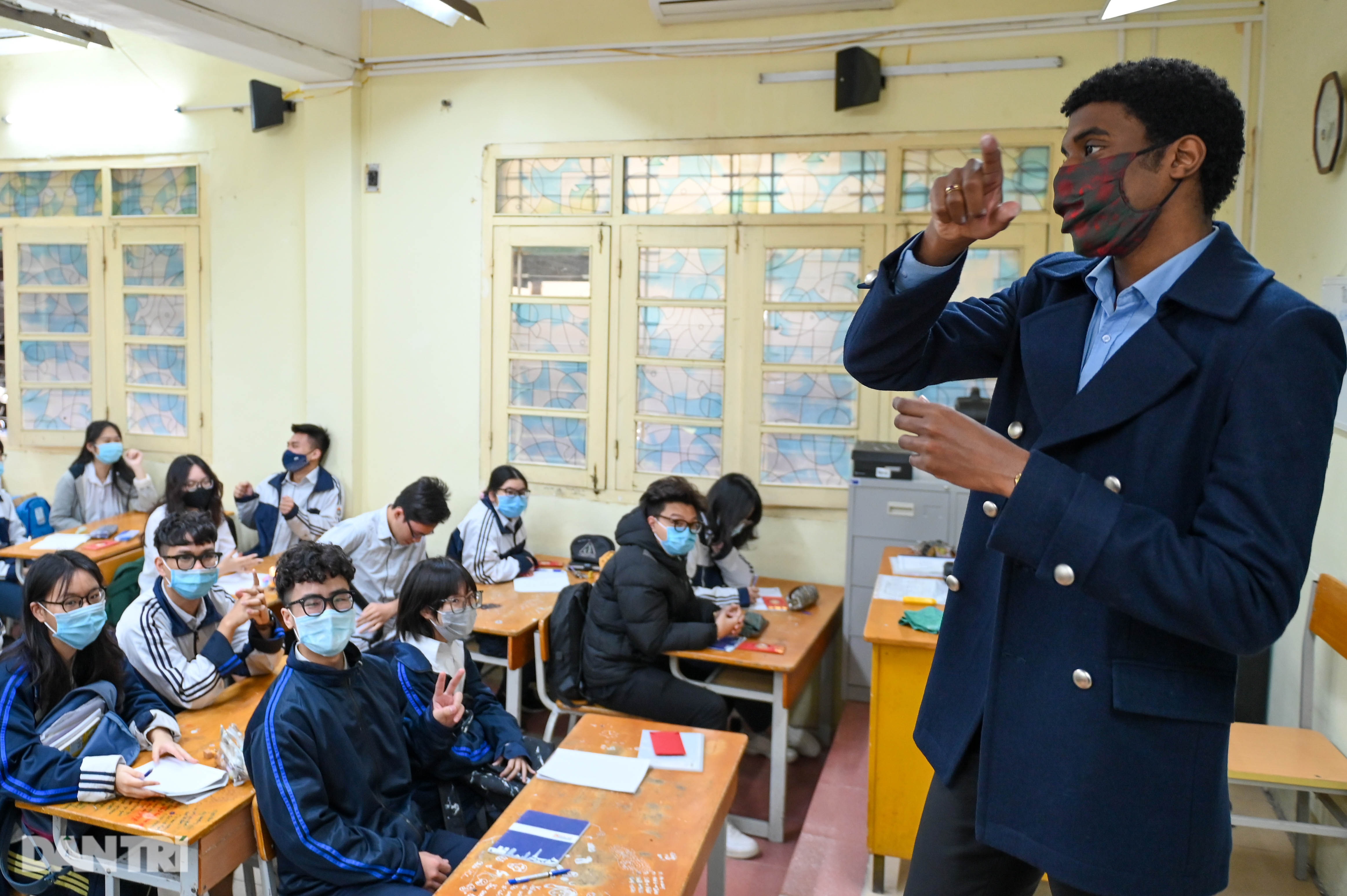 Các trường ở Hà Nội đảm bảo an toàn phòng dịch đón học sinh trở lại học tập - 15