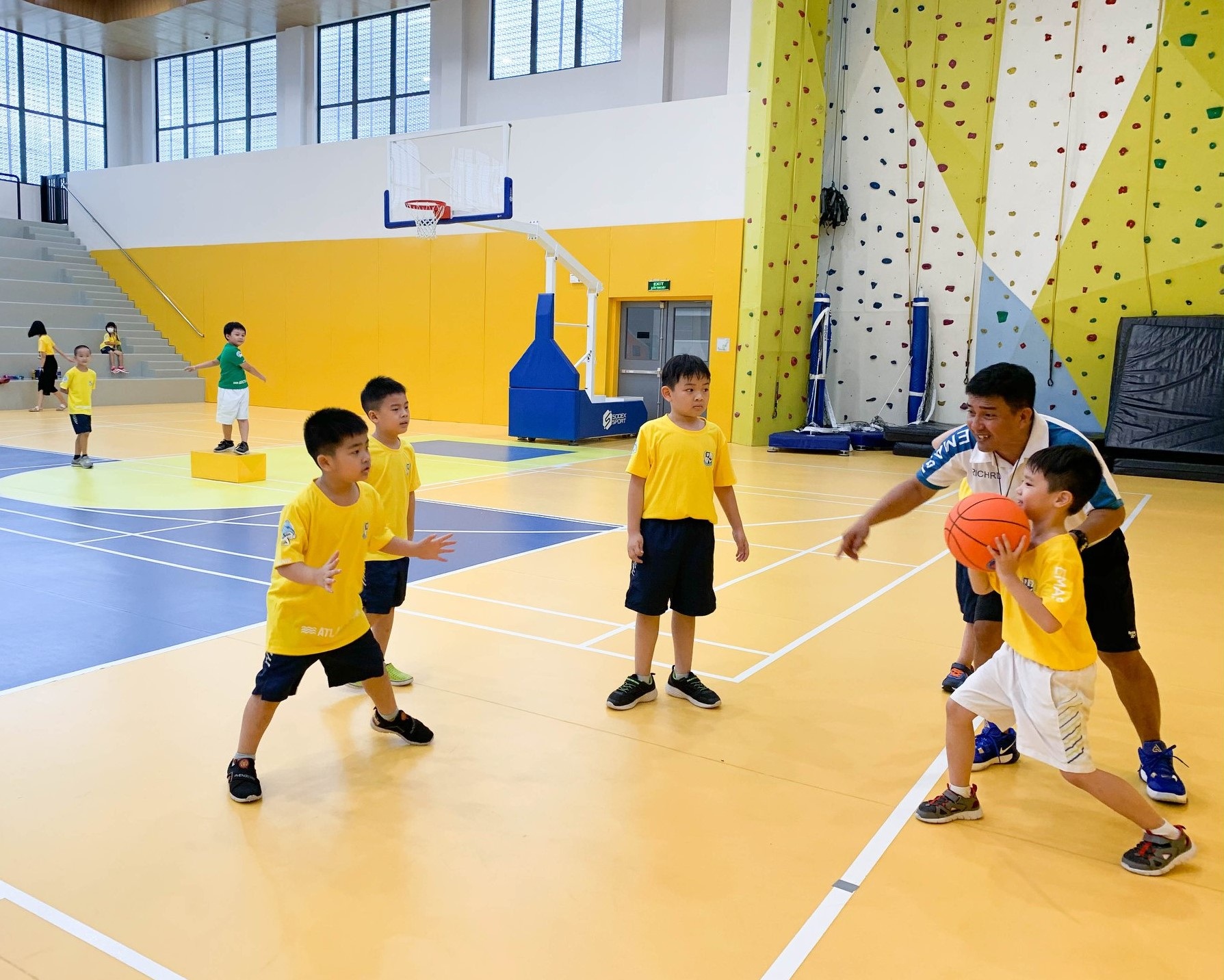 EMASI: Trường học hạnh phúc - Mỗi ngày đến trường là một ngày vui