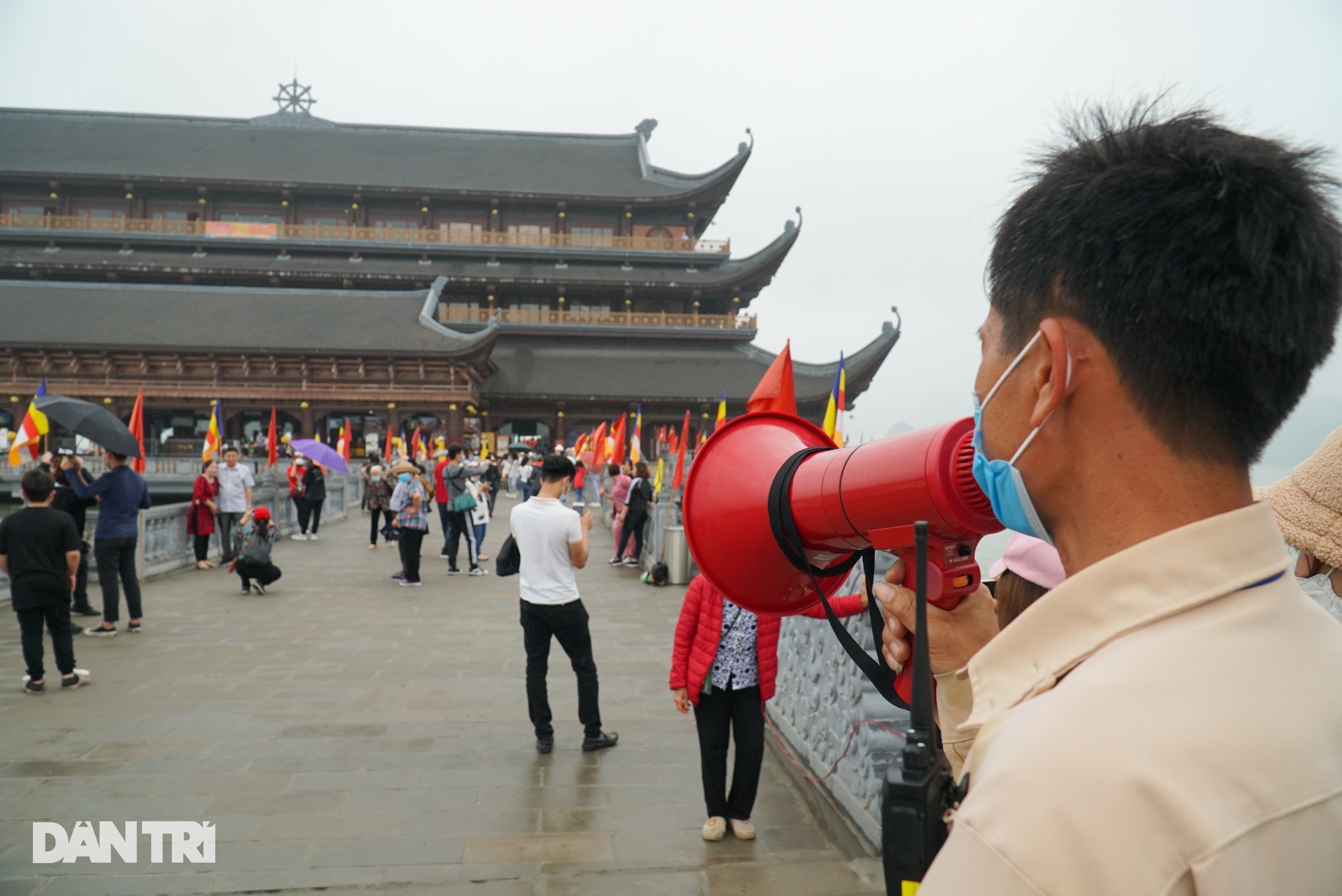 Chùa Tam Chúc bất ngờ vắng khách sau sự cố biển người cách đây 1 tuần - 10 Chùa Tam Chúc bất ngờ vắng khách sau sự cố biển người cách đây 1 tuần - 10