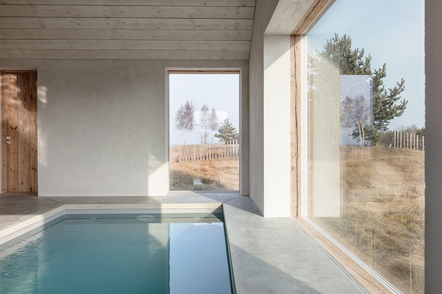 View - Ngôi nhà đẹp lạ như cồn muối, "ôm trọn" cả thiên nhiên | Báo Dân trí