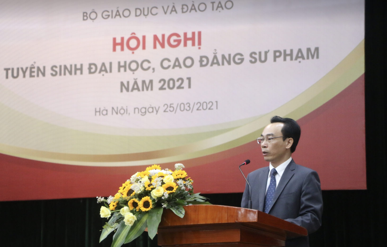 Các trường đại học cả nước bàn thảo về đổi mới tuyển sinh năm 2021 - 1