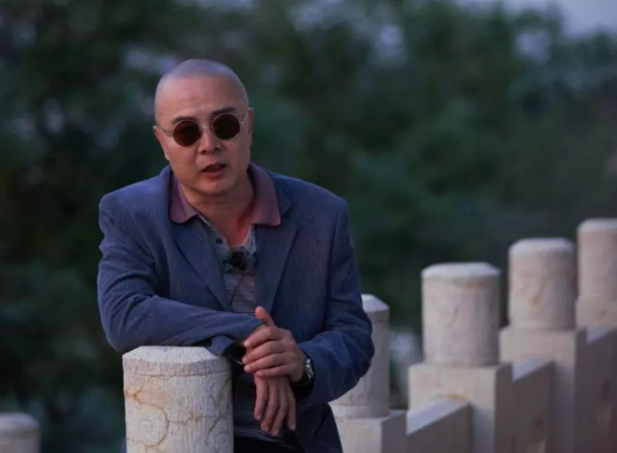 Cuộc sống mưu sinh nhọc nhằn của “Đường Tăng” điển trai nhất “Tây Du Ký”