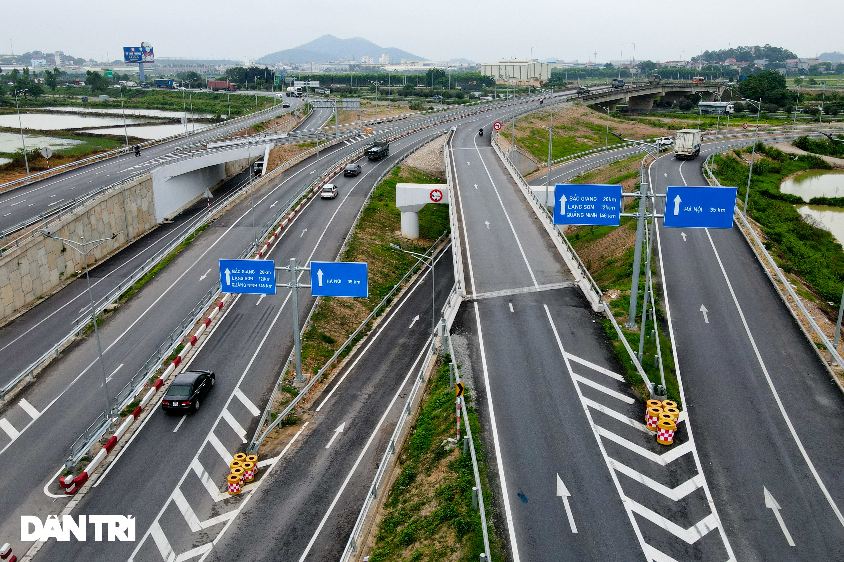 Diện mạo nút giao thông chằng chịt như nơm hóa giải ùn tắc tại Quốc lộ 18 - 2 Diện mạo nút giao thông chằng chịt như nơm hóa giải ùn tắc tại Quốc lộ 18 - 2