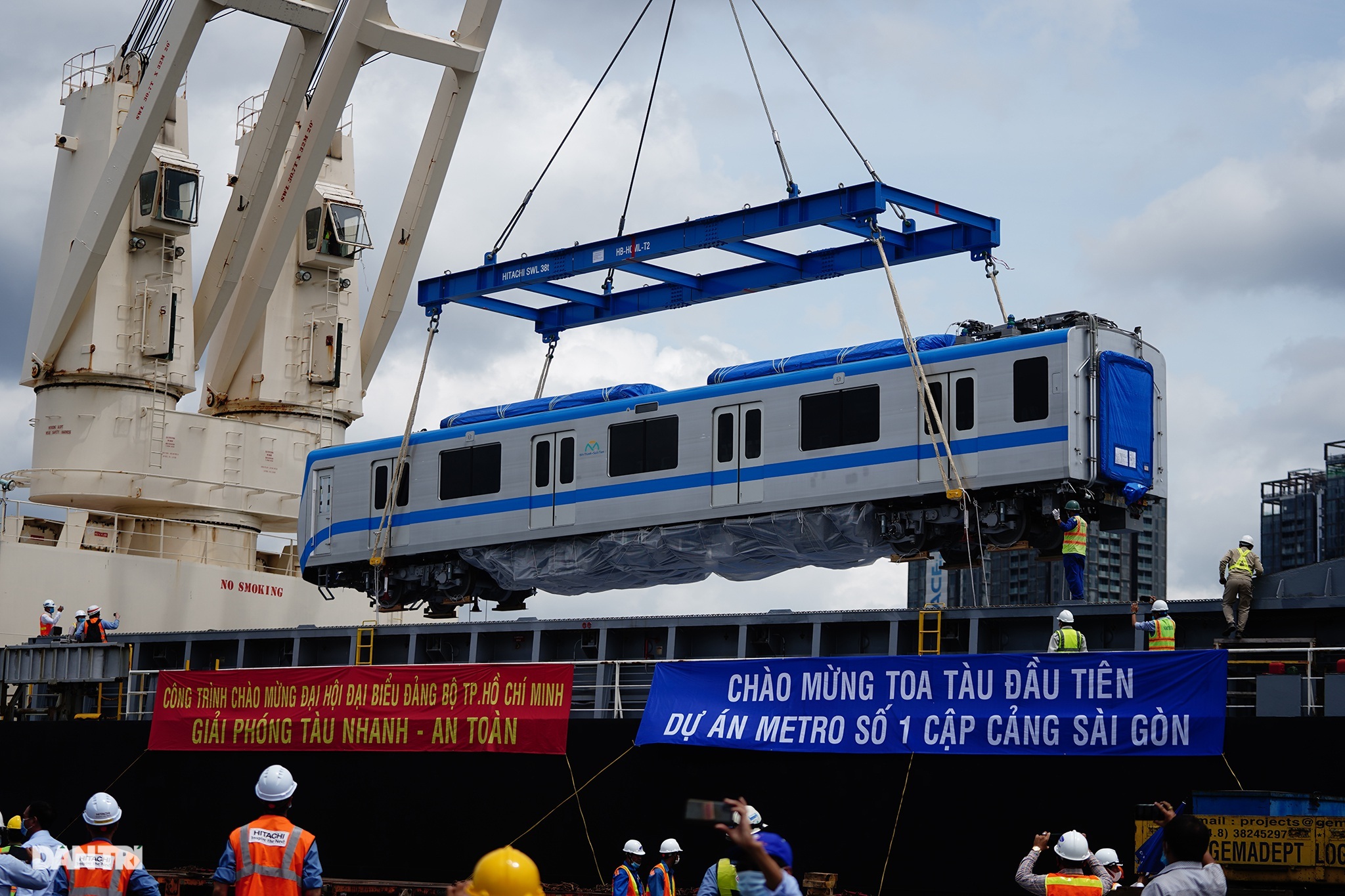 Ngắm tuyến metro đầu tiên của TPHCM sau gần 10 năm chờ đợi - 17 Ngắm tuyến metro đầu tiên của TPHCM sau gần 10 năm chờ đợi - 17