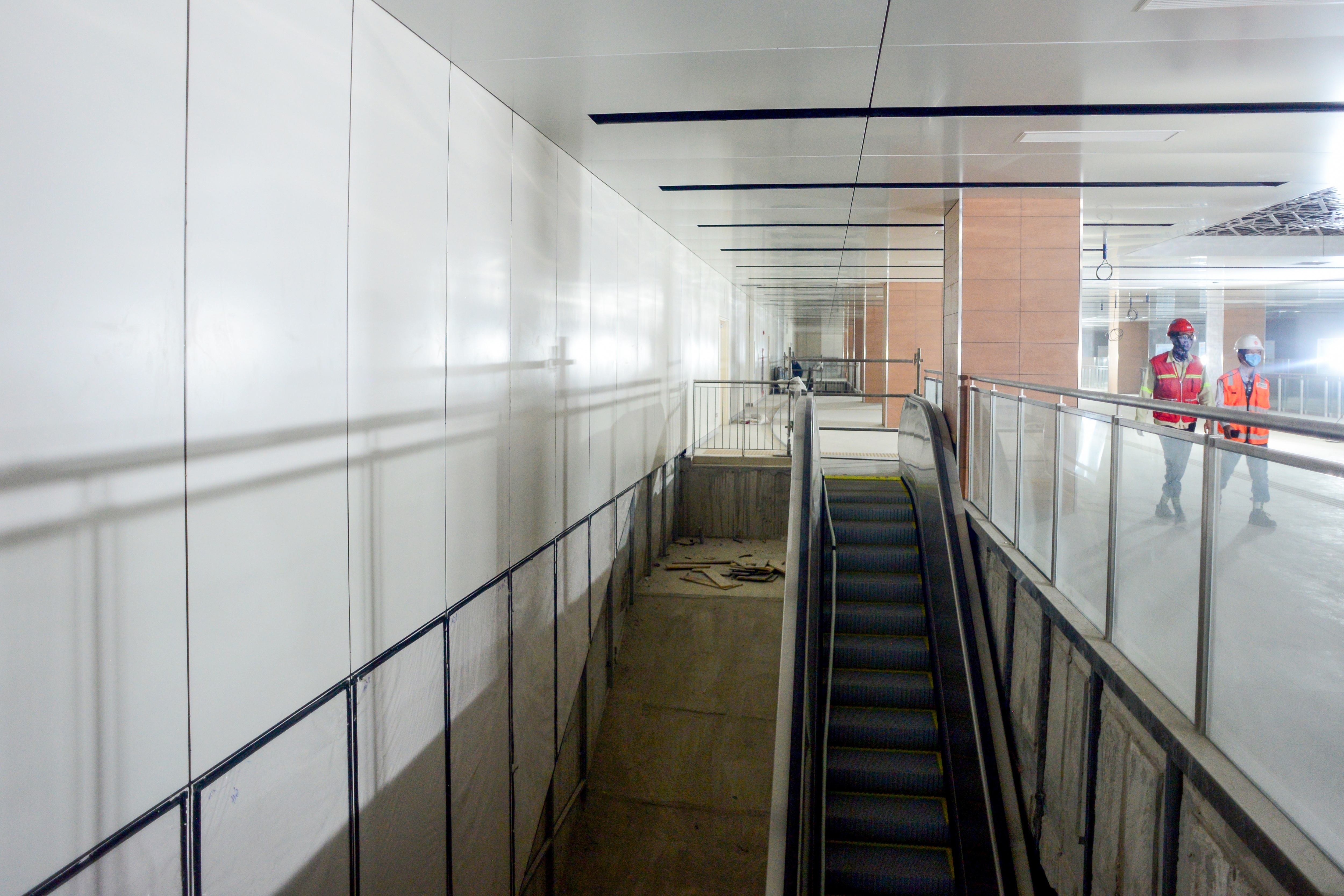 Ngắm tuyến metro đầu tiên của TPHCM sau gần 10 năm chờ đợi - 7 Ngắm tuyến metro đầu tiên của TPHCM sau gần 10 năm chờ đợi - 7