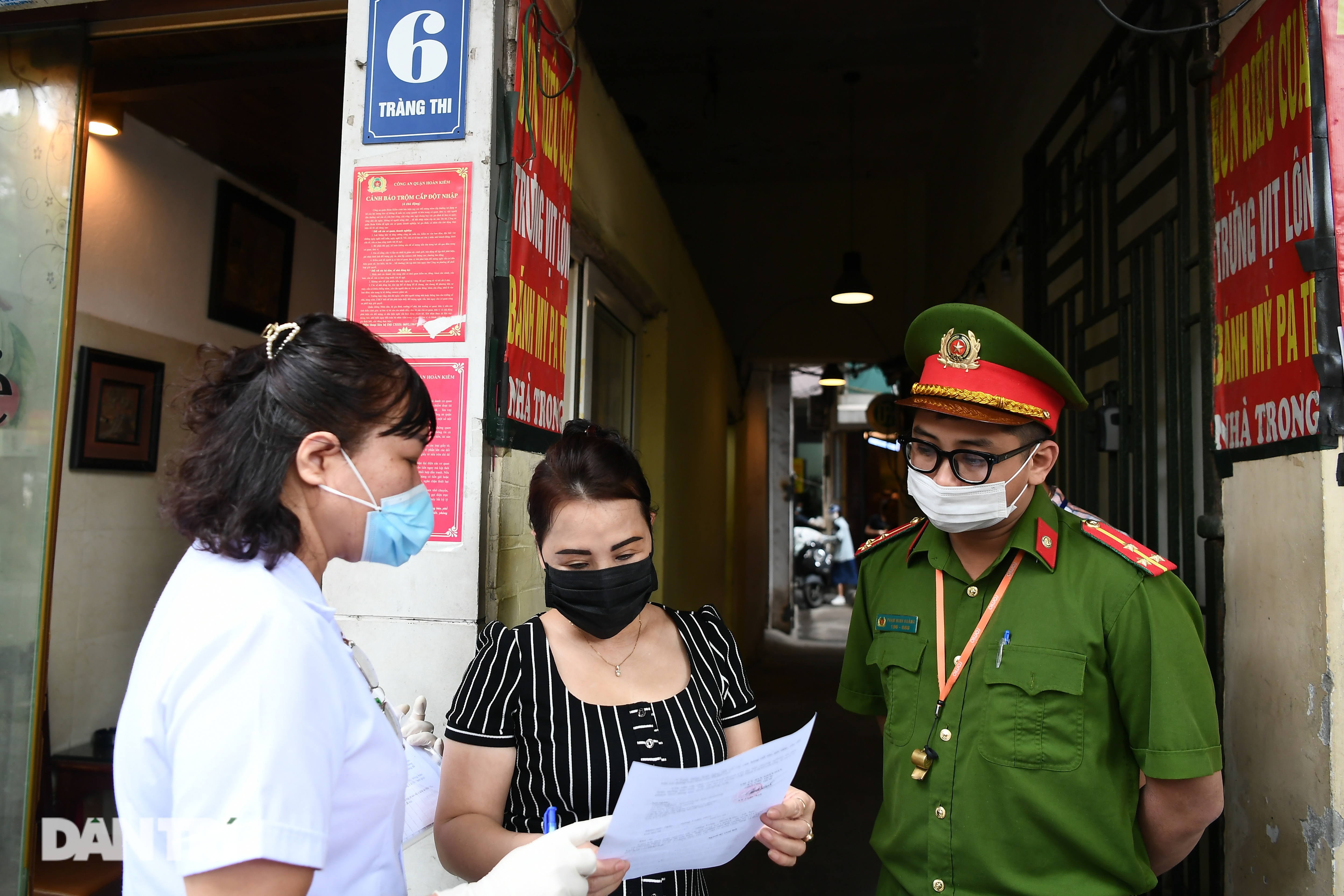 Nhà hàng quán ăn ở Hà Nội cháy hàng giao về, dừng đón khách từ 12h trưa - 1