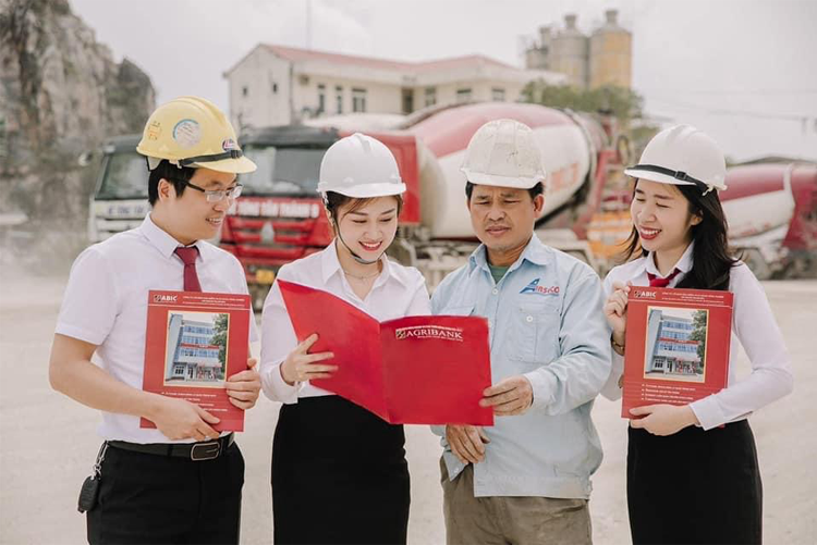 Agribank 33 năm song hành cùng nông nghiệp Việt Nam - 9 Agribank 33 năm song hành cùng nông nghiệp Việt Nam - 9