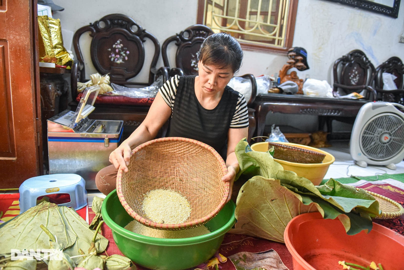 Gia đình Hà Nội 7 thập kỷ làm thứ trà hảo hạng, giá chục triệu/kg - 8 Gia đình Hà Nội 7 thập kỷ làm thứ trà hảo hạng, giá chục triệu/kg - 8