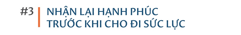 Vị chủ tịch trốn vợ vào tâm dịch làm tài xế chuyến xe 0 đồng - 10 Vị chủ tịch trốn vợ vào tâm dịch làm tài xế chuyến xe 0 đồng - 10