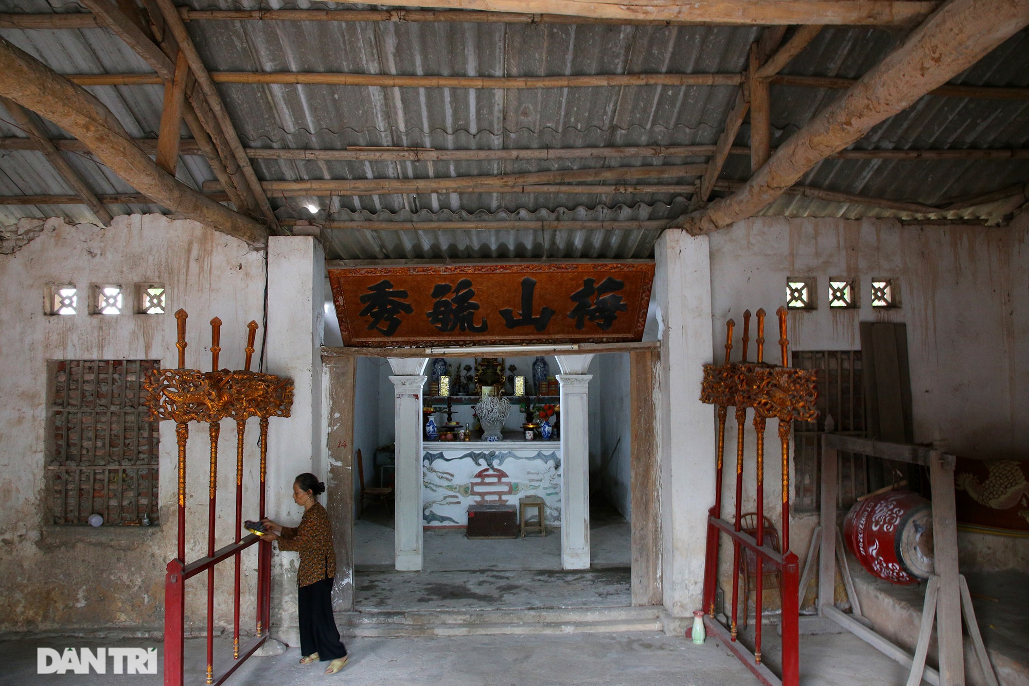 Ngôi đình độc lạ ở Hà Nội với tư thế rồng quay ngược - 4 Ngôi đình độc lạ ở Hà Nội với tư thế rồng quay ngược - 4